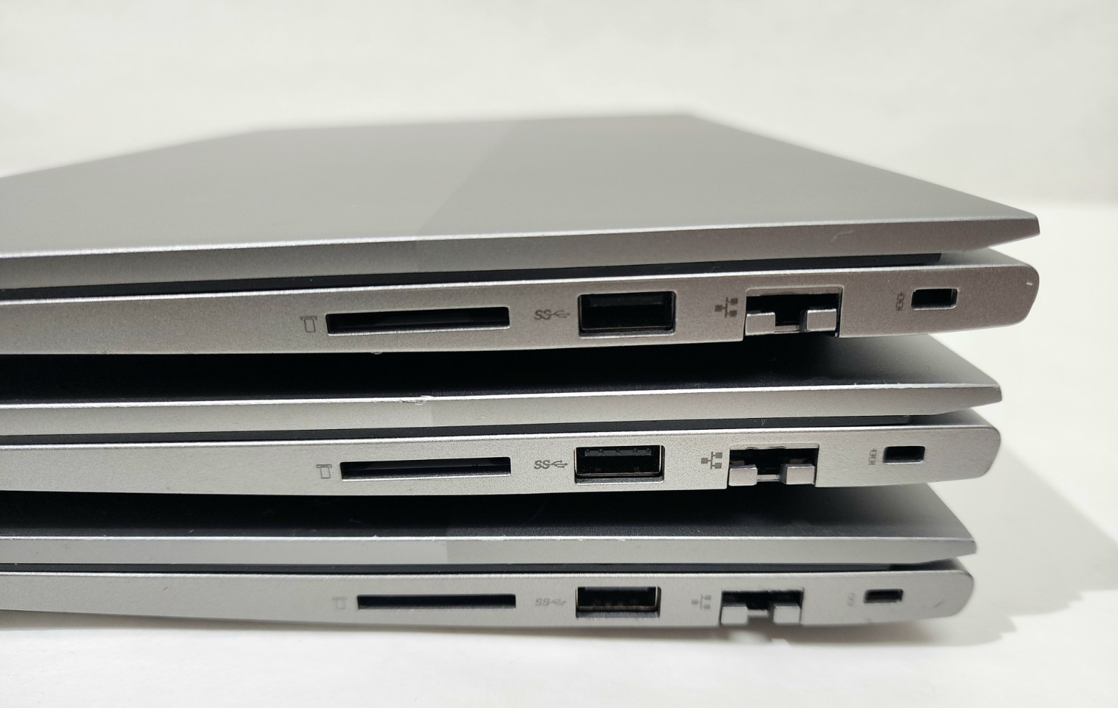 Lot of 3 Lenovo ThinkBook 14 G4 IAP i7-1255U/8GB RAM(NO SSD,AC)