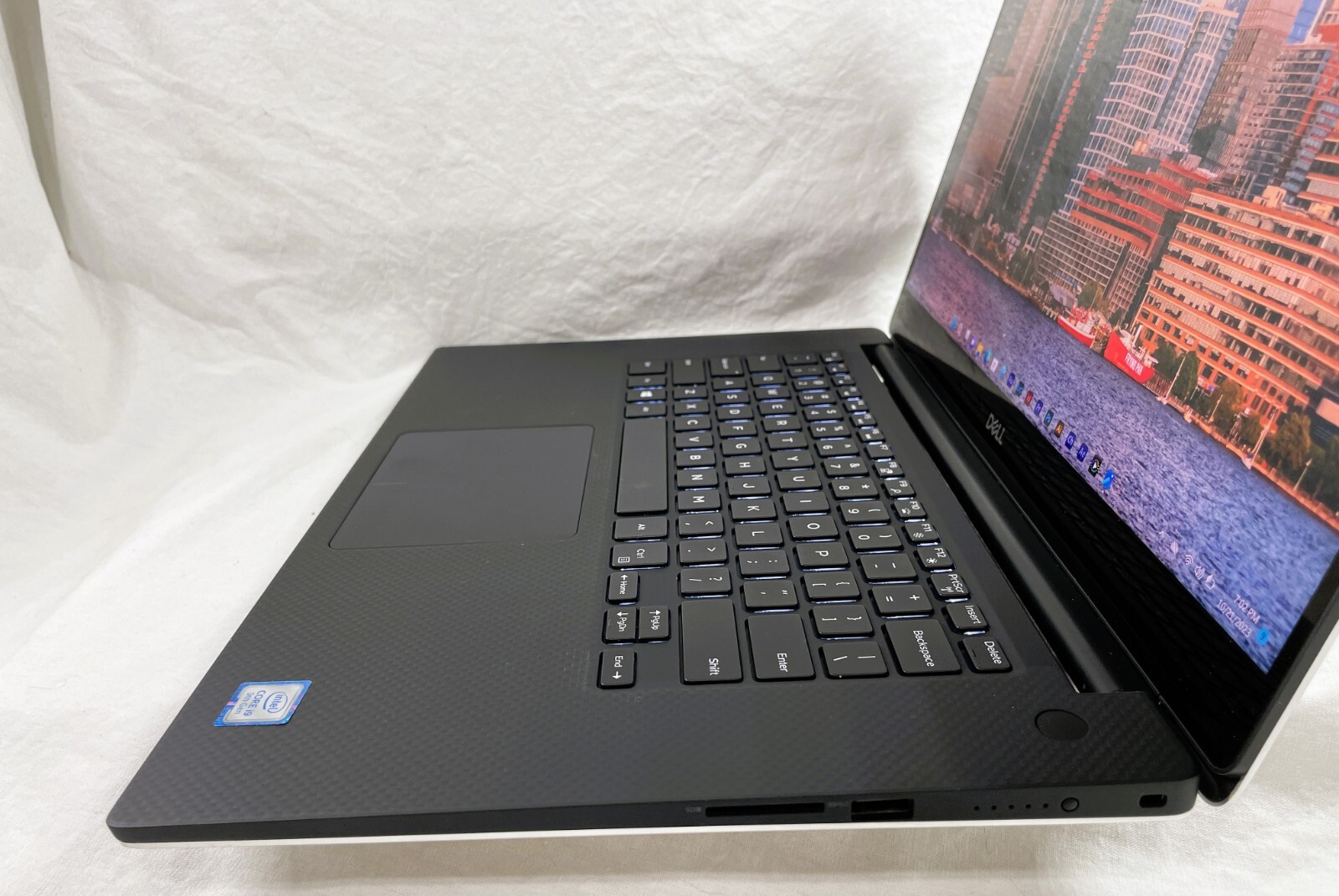 Dell XPS 15 7590 4K TOUCH ✔i9-9980HK ✔32GB RAM ✔2TB SSD✔ Grade A