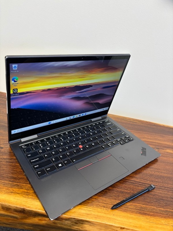 Lenovo ThinkPad X1 Yoga Gen 5 14″ Touch i5-10310U 1.7GHz 16GB 256GB SSD Win11P