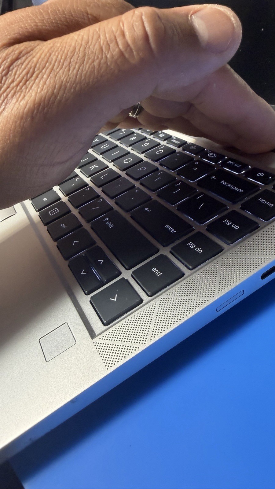 HP EliteBook 840 G7 i5 Laptop Works Needs Screen No RAM No SSD