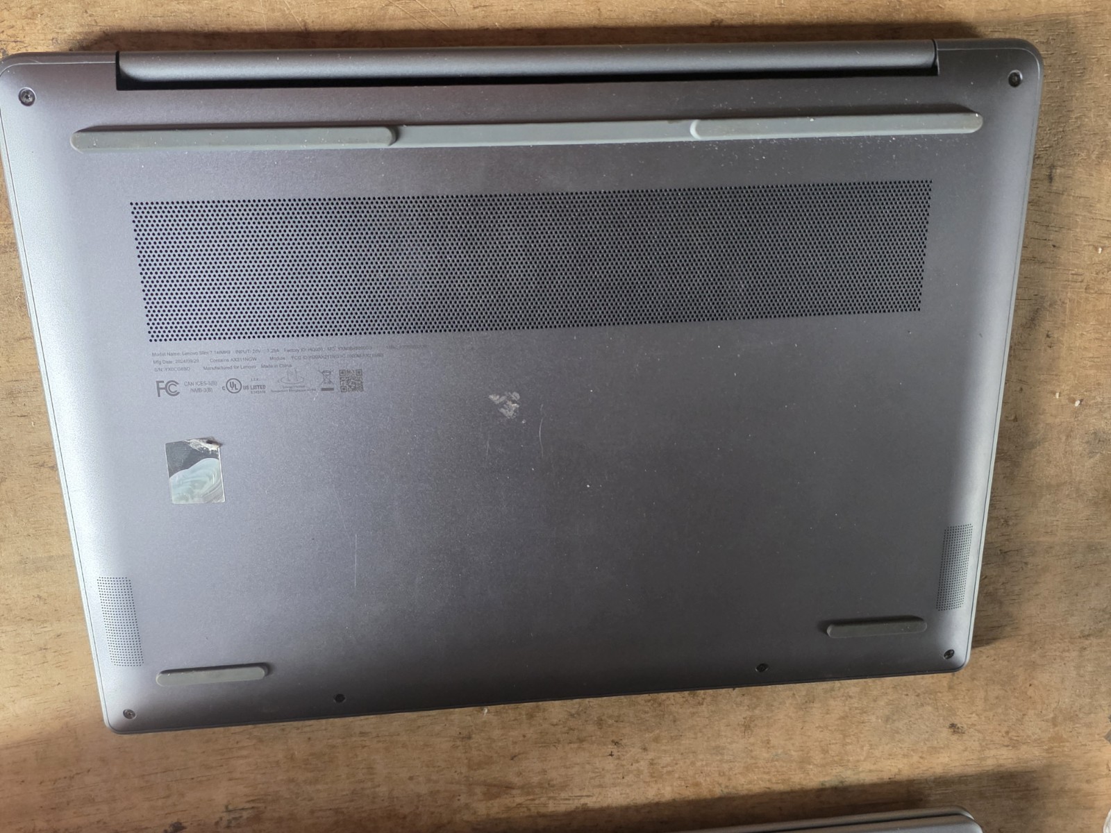 Lenovo Slim 7 14IMH9 – 14″ – Intel Core Ultra 7 – 155H – Evo – 32 Gb Post G6bd