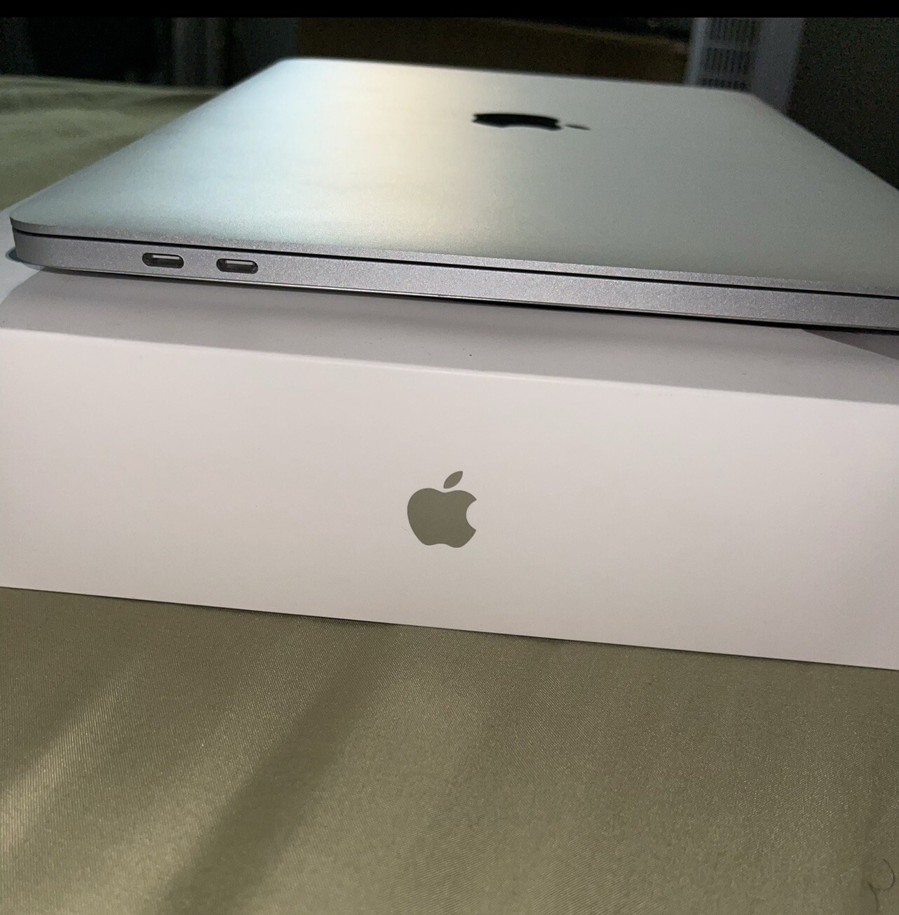Apple MacBook Pro 2020 M1 8-Core 8GB RAM 256GB SSD Mac OS 8-Core GPU – CL9330