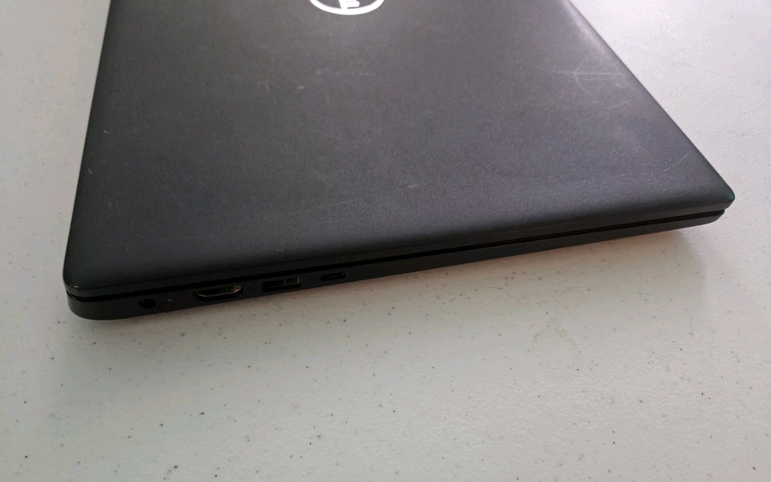 DELL Latitude 3510 – 16GB DDR4 Ram – 128GB SSD – Core i5 10210U – Windows 11