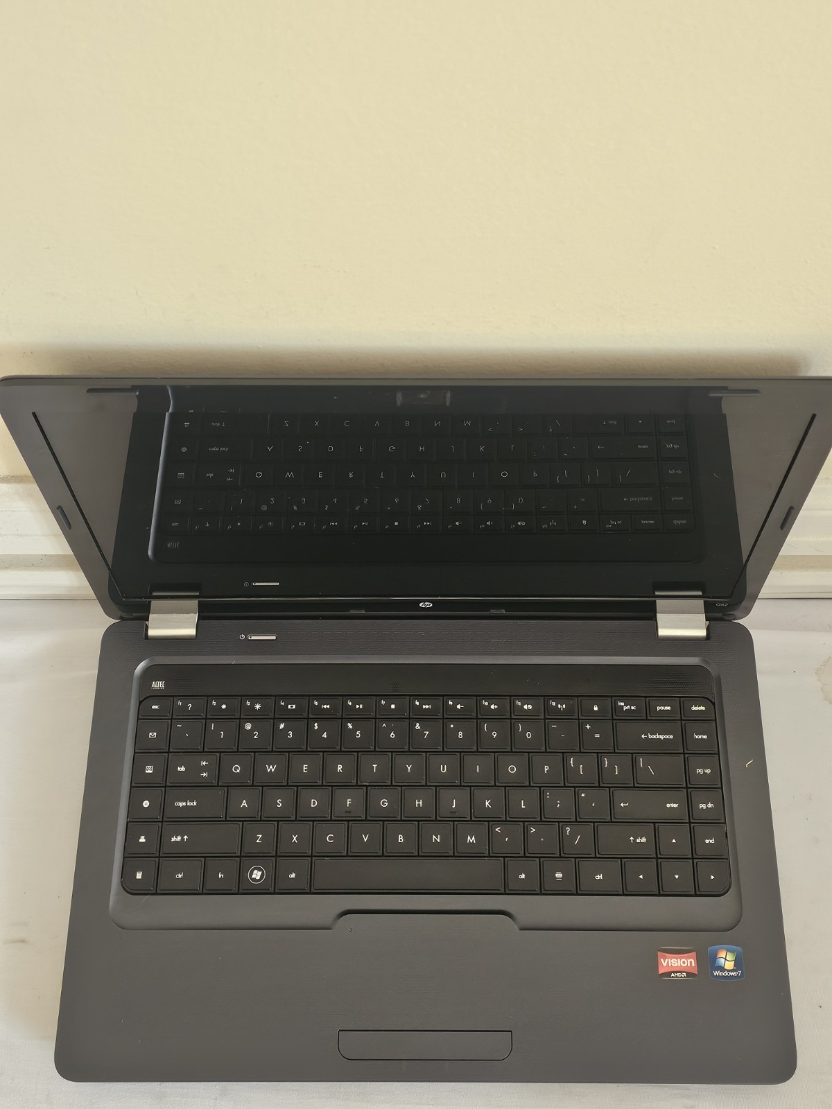 HP Notebook G62 Laptop – AMD Athlon 11-P320 – 3GB RAM – BAD BATT – Parts – READ