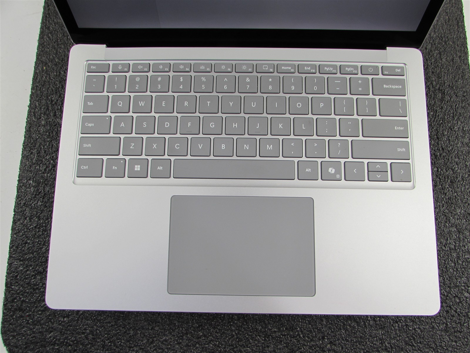 SURFACE SURFACE LAPTOP 6 CORE ULTRA 7 165H 512GB SSD 16GB RAM WIN 11 PRO