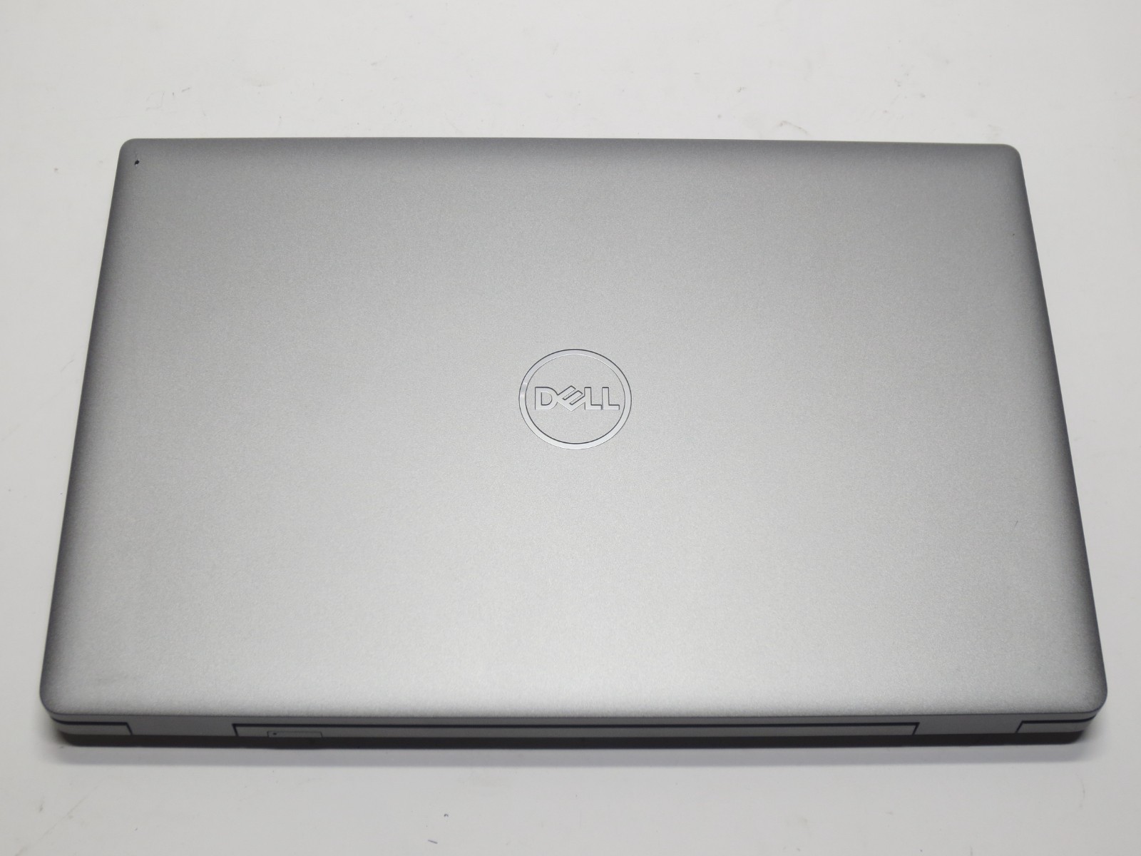 Dell Latitude 5520 15.6” 1.8GHz i7-1185G7 16GB RAM 512GB NVME SSD WIN11 WiFi FHD