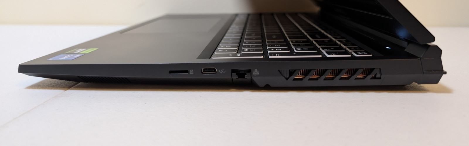 Gigabyte G6 KF WUXGA 165hz (Intel i7-13620H RTX 4060 8GB 32GB/1TB) Gaming Laptop
