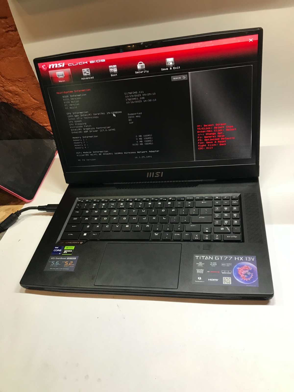 MSI Titan GT77HX 13VI-028US 17″ 4K Intel i9-13980HX 8GB RAM NO SSD/OS RTX 4090