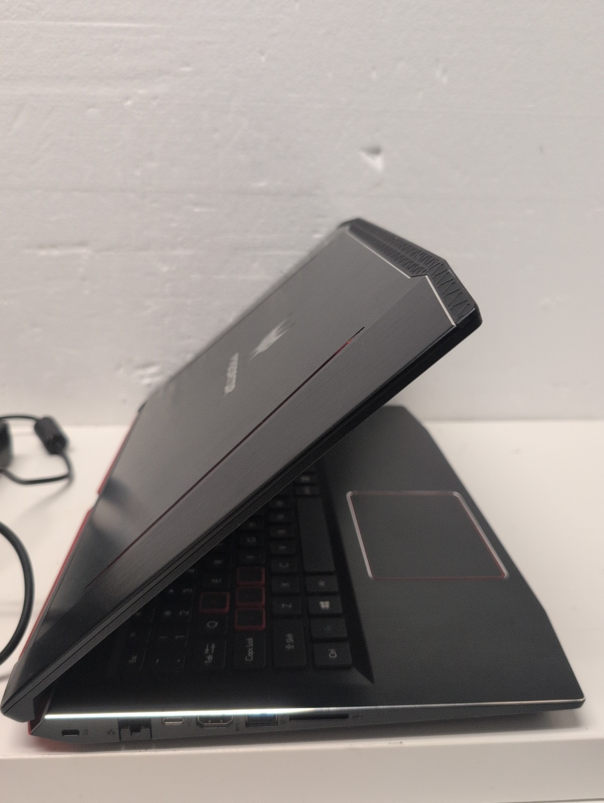 🎸 ACER Predator G3-571 15.6″ Laptop i7-7700HQ /16GB/256GB/GTX 1060 6GB/Win11