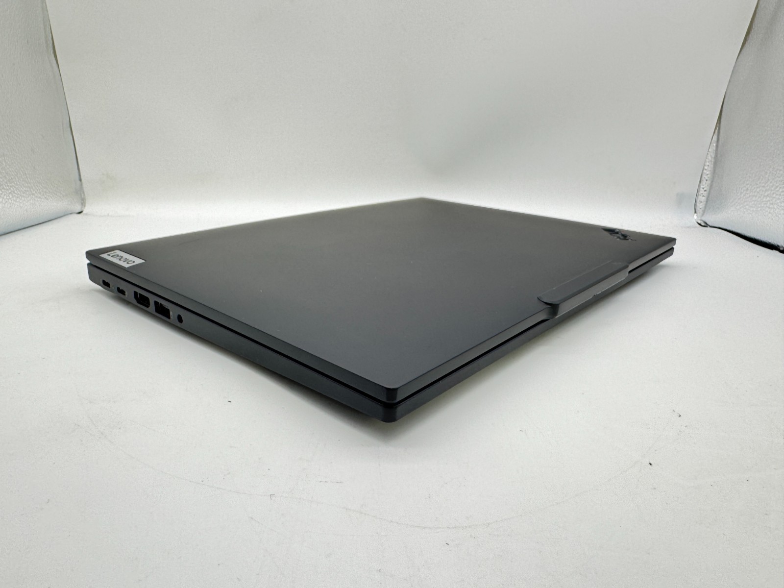 2025 Lenovo ThinkPad T14 Gen 5 intel Ultra 5 135U 16GB Ram 256GB SSD Excellent