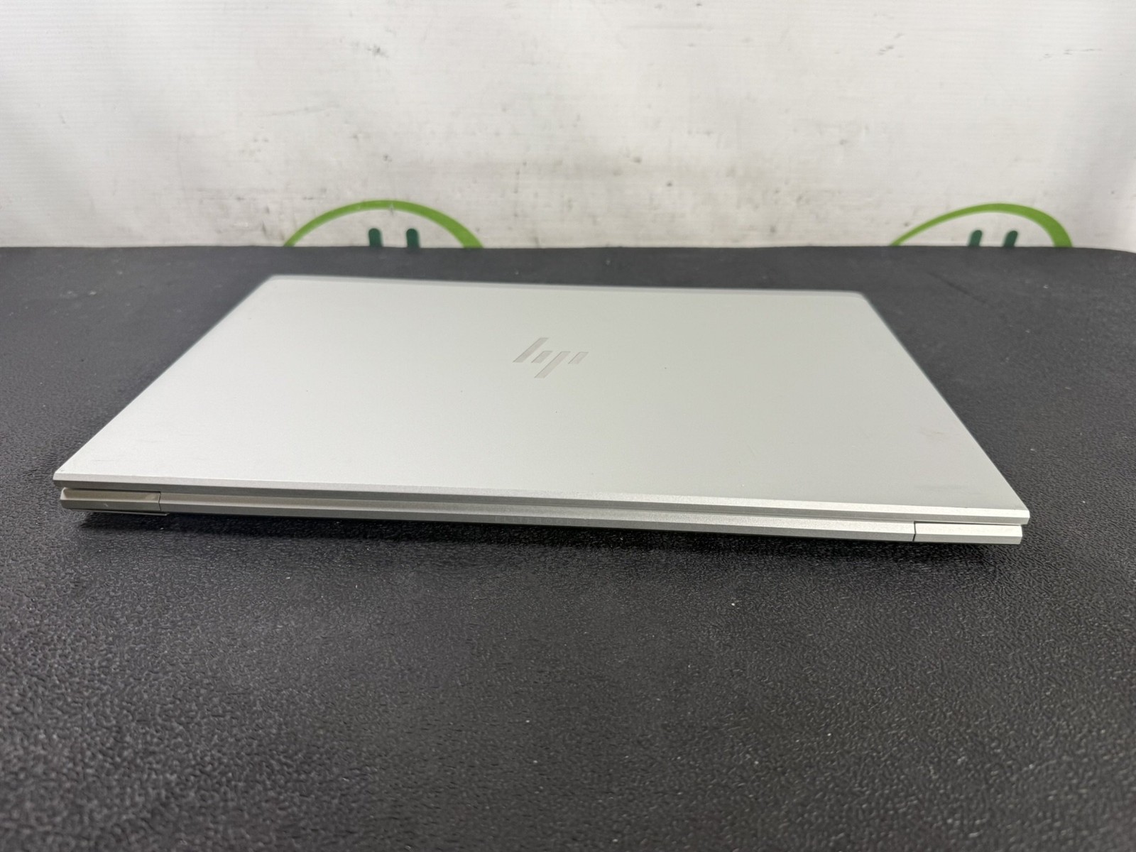 HP EliteBook 850 G7 15.6″ i7-10510U 1.8GHz 4GB DDR4 NO SSD NO BATTERY – READ