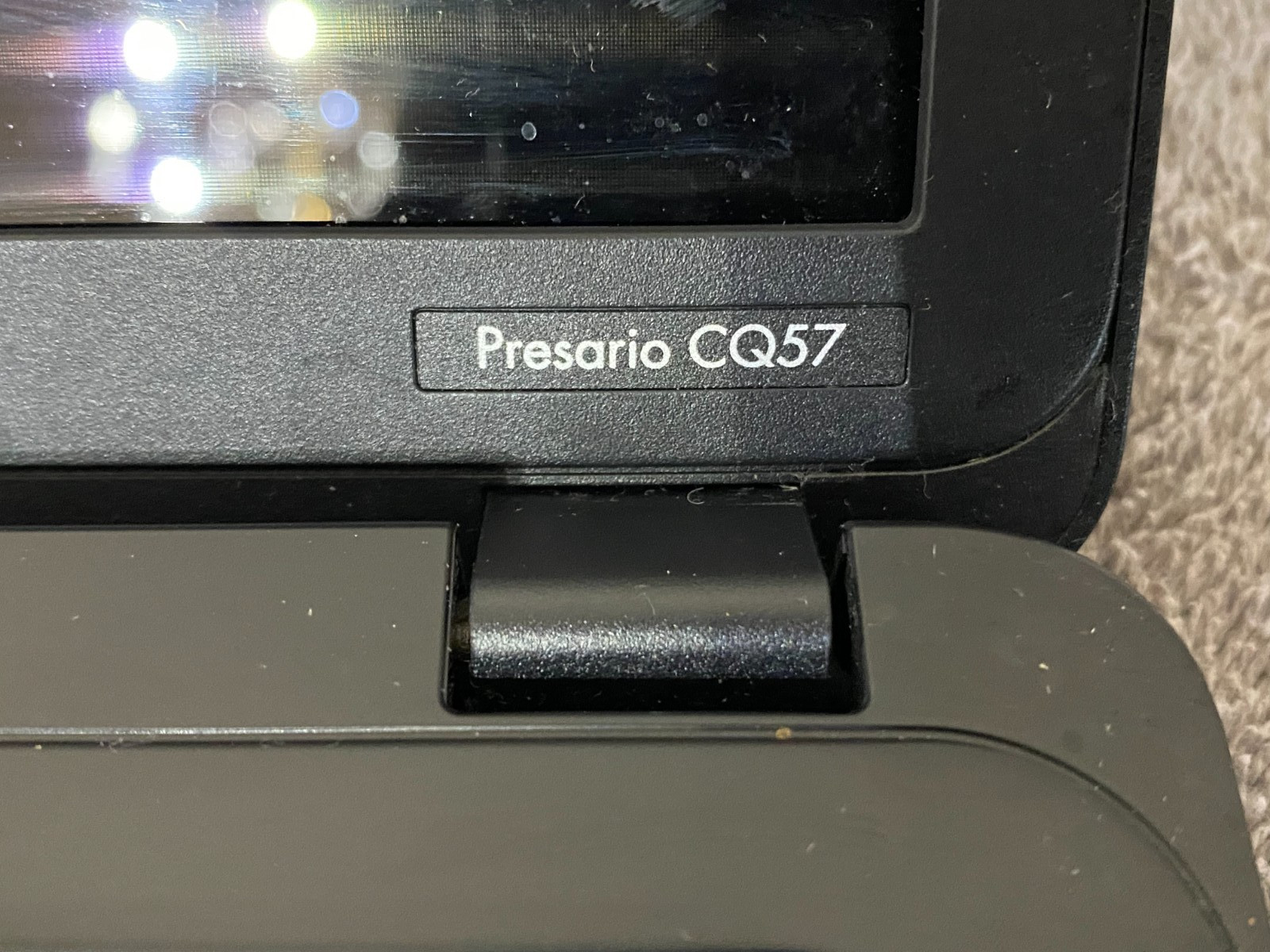 **PARTS ONLY** COMPAQ PRESARIO CQ57 LAPTOP BROKEN SCREEN AMD VISION W/ADAPTER