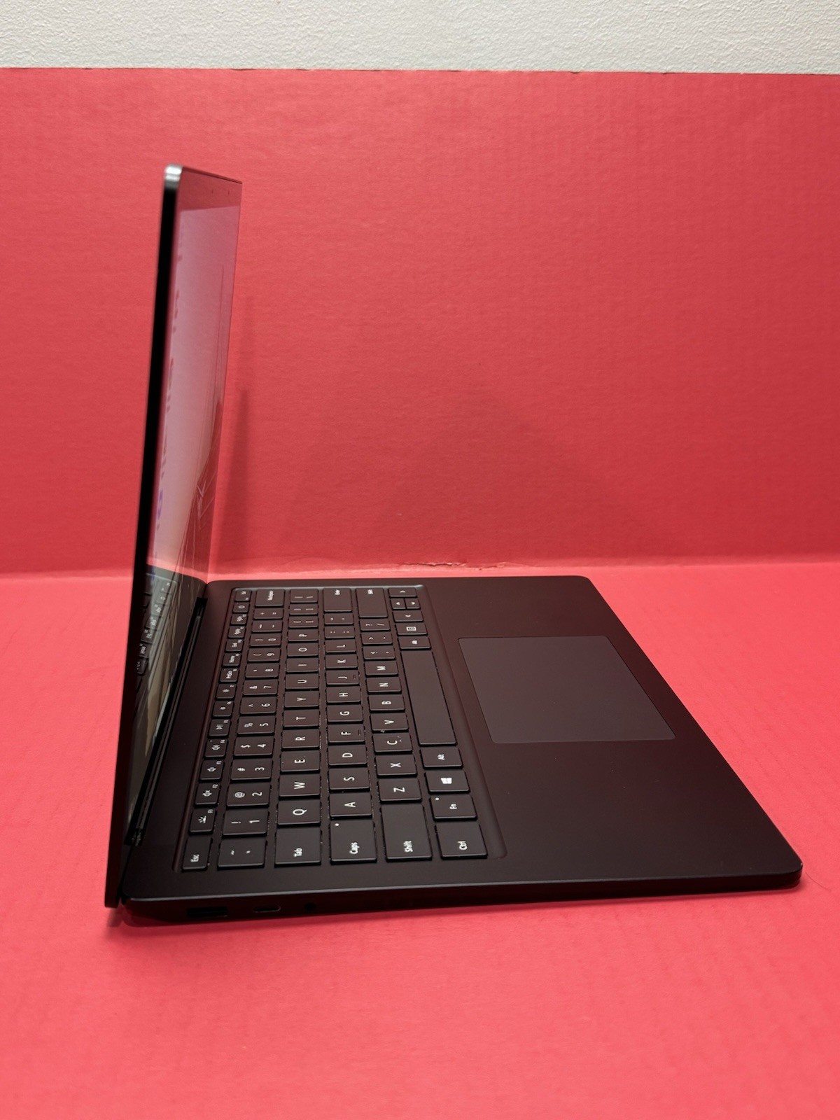 Microsoft Surface Book 3 1867-1868 13.5” 10th i5 1035G7 1.2GHz 16GB RAM 256GB