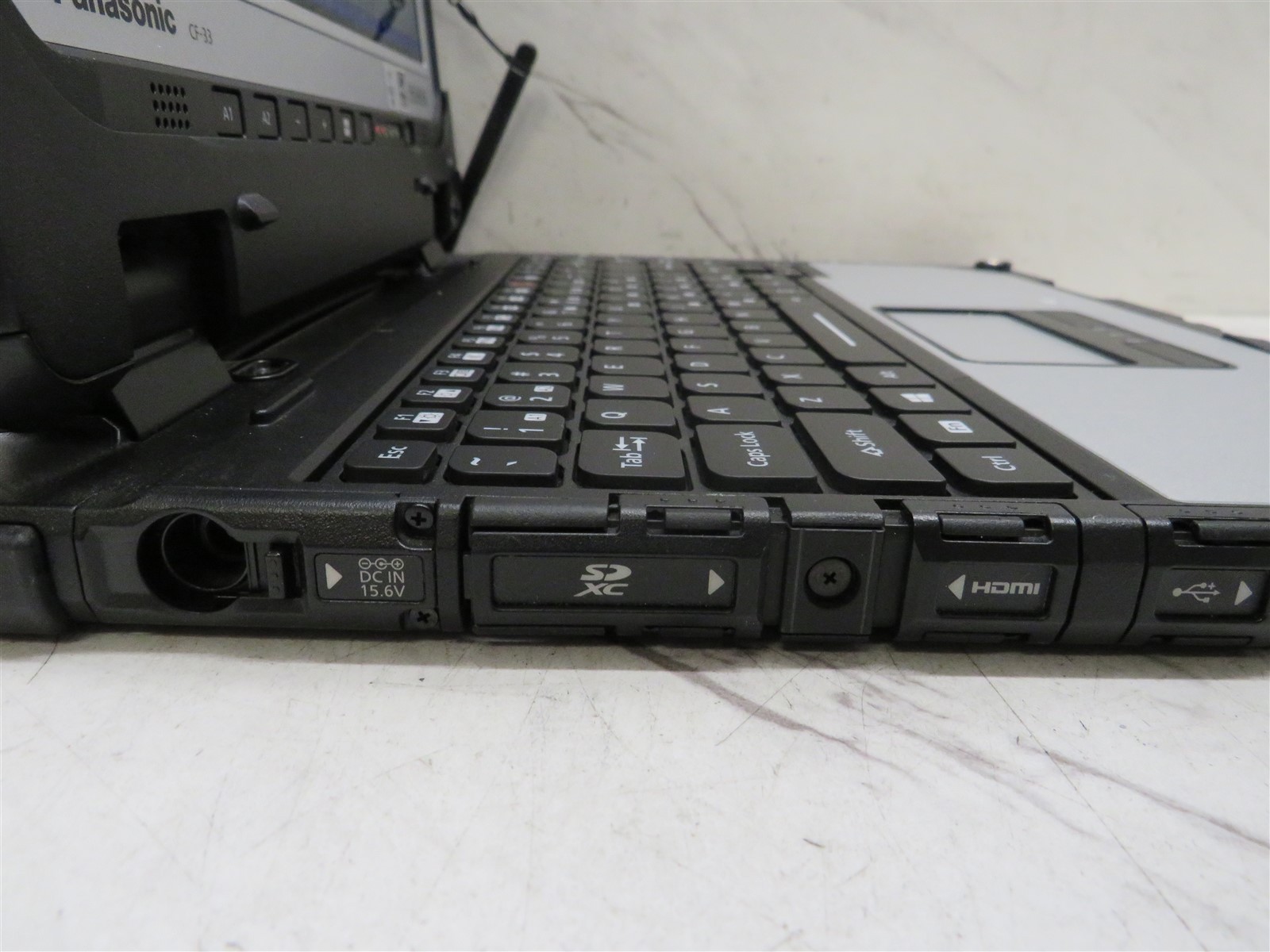 Panasonic Toughbook CF-33 Intel i5-10310U@1.7GHz 16GB RAM Laptop 3220Hrs
