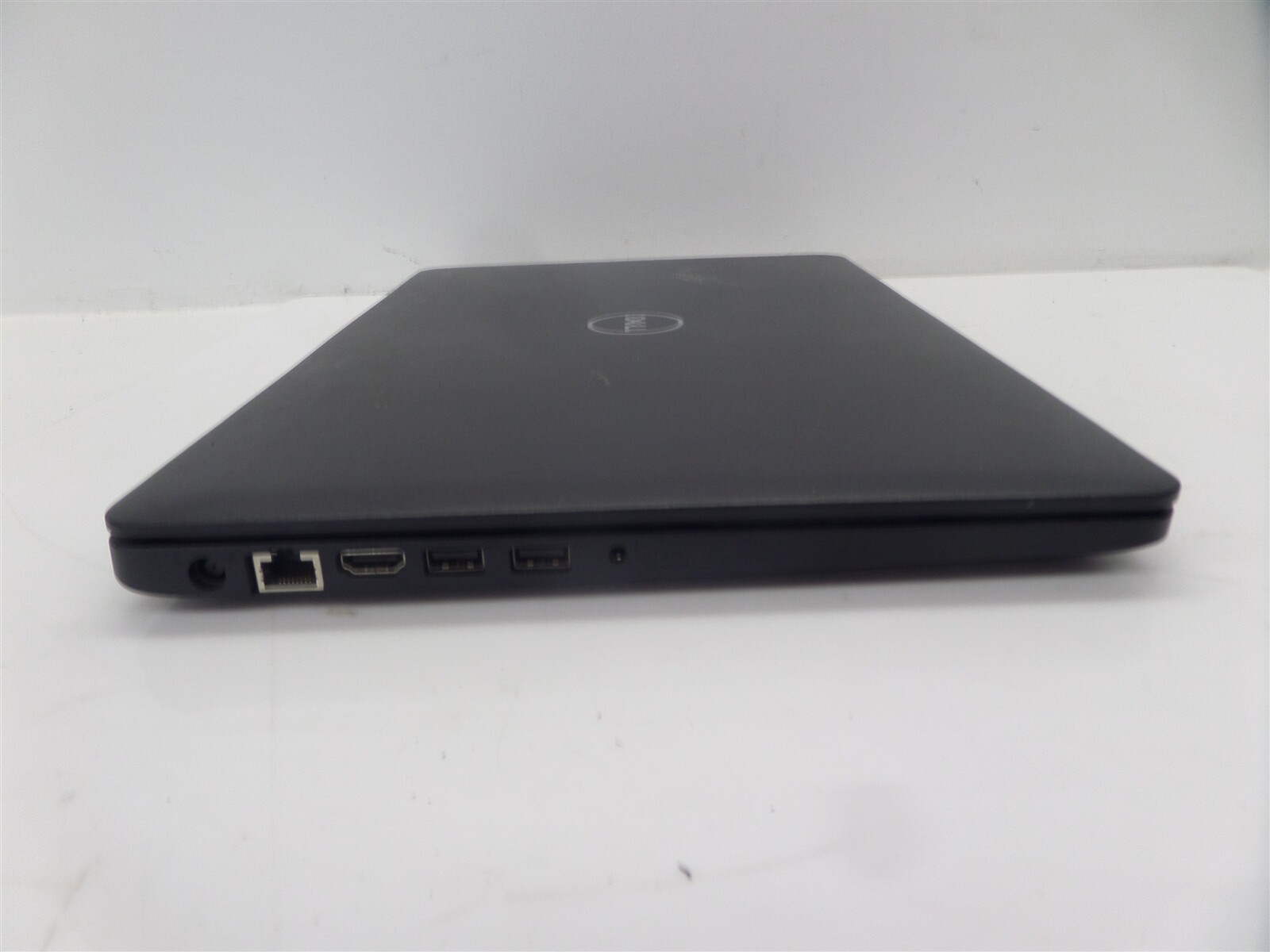 Dell Latitude 3580 15.6″ Laptop w/ i5-7200U 2.50GHz CPU & 8GB RAM – No HDD