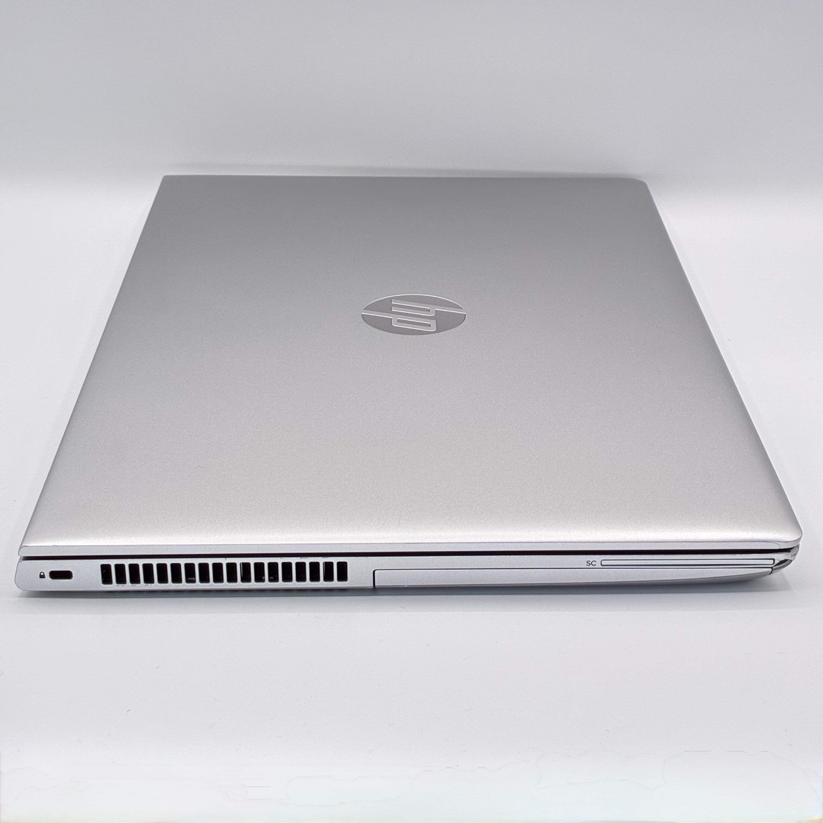 HP ProBook 650 G4 15-inch i5 vPro 8th Gen 8GB RAM Silver Cracked Screen