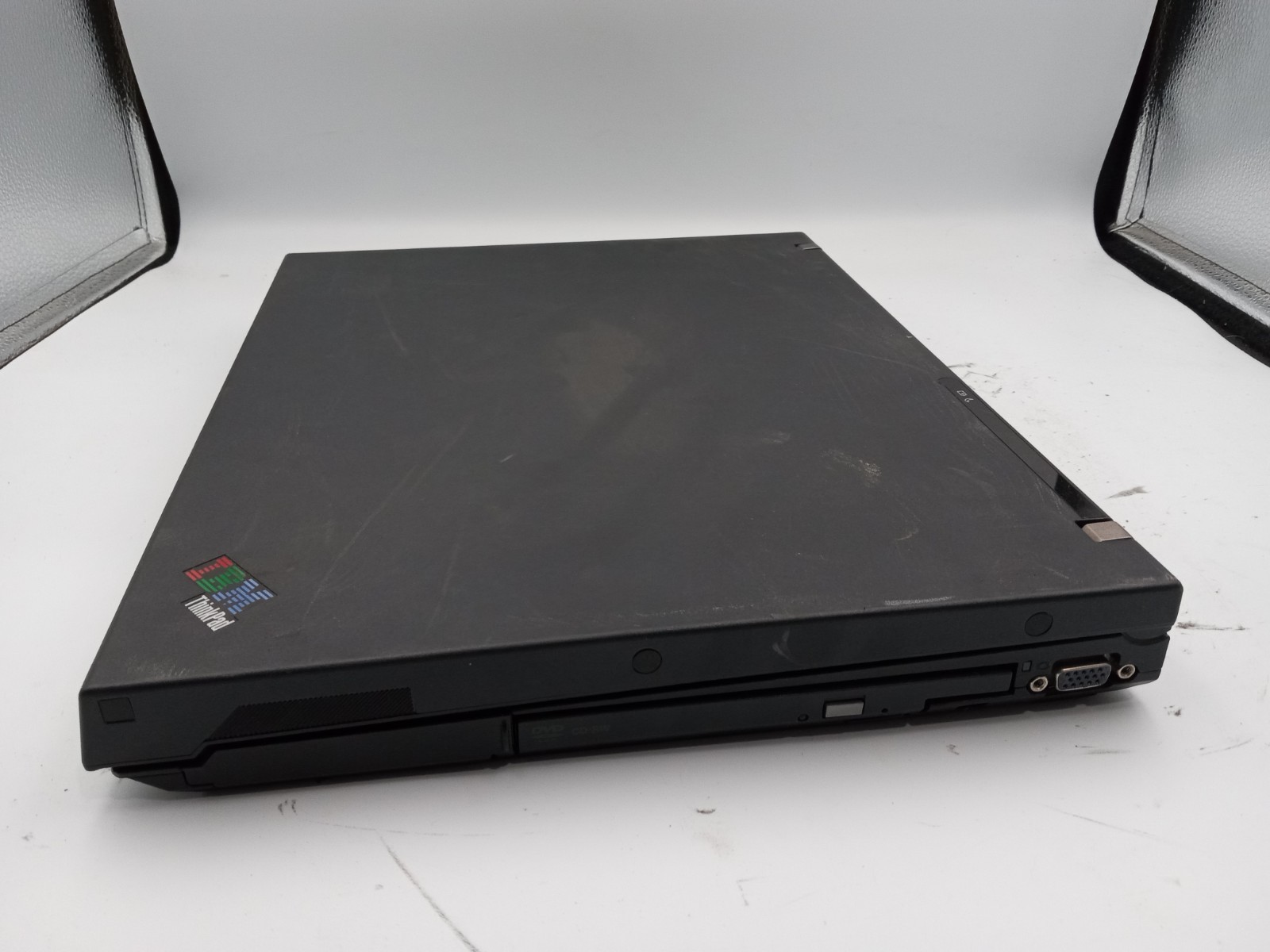 Lenovo IBM ThinkPad R52 15″ Laptop Intel Pentium CPU – POWERS ON – FAN ERROR -RR