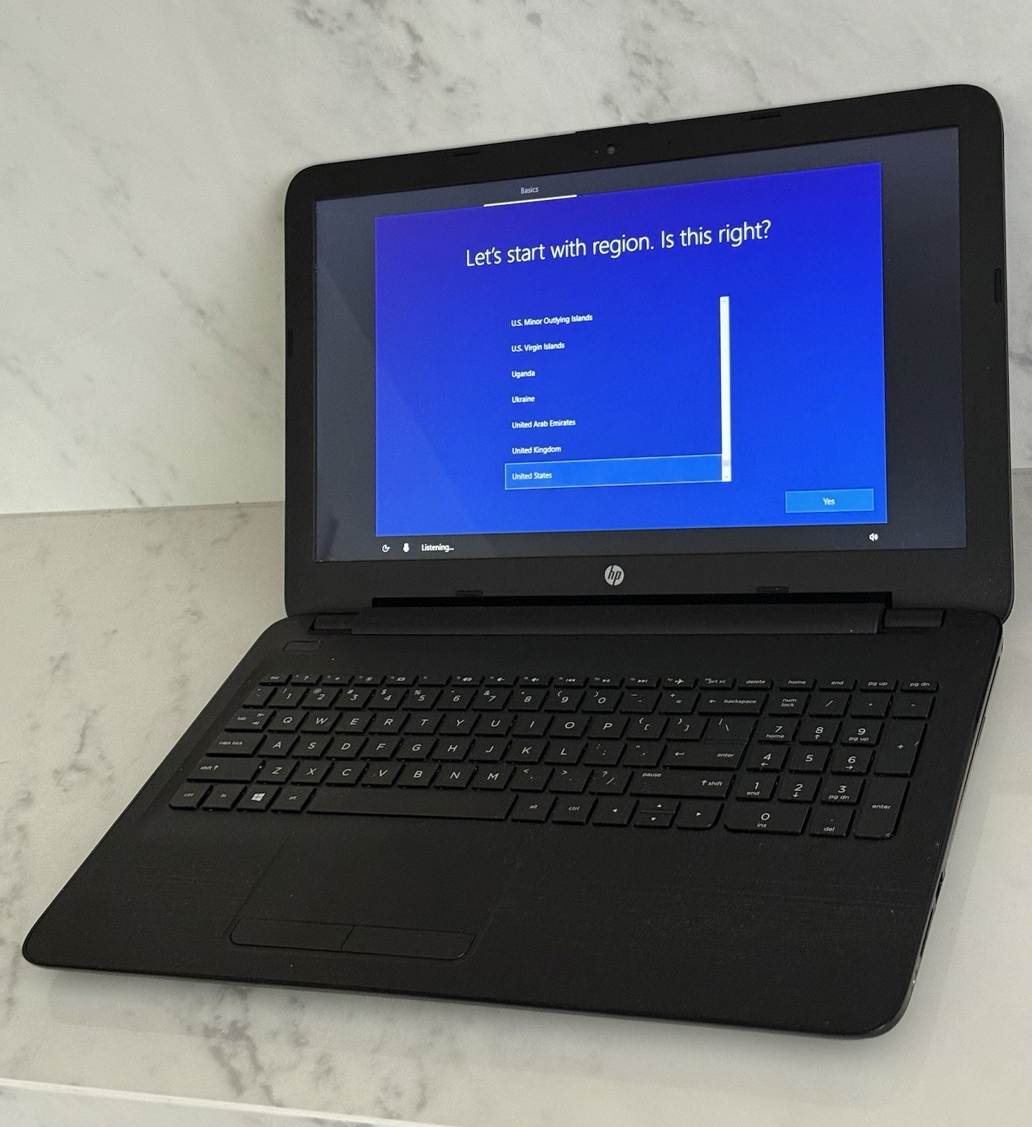 HP Notebook 15-ba009dx 15.6″ Laptop