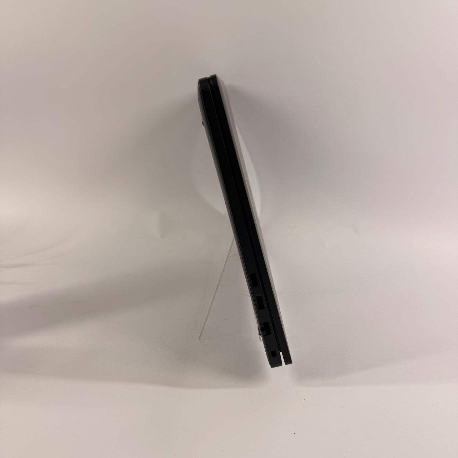 Dell Pro 16 PC16250 16″ Core 7 150U 2.0GHz 16GB RAM 256GB SSD