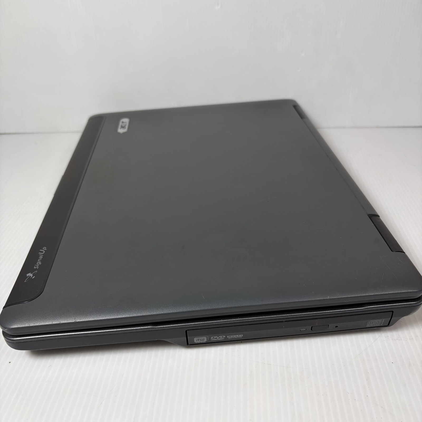 AS IS Acer TravelMate 5720-6722 15.4″ Laptop Intel Core 2 Duo 120GB HDD Win XP