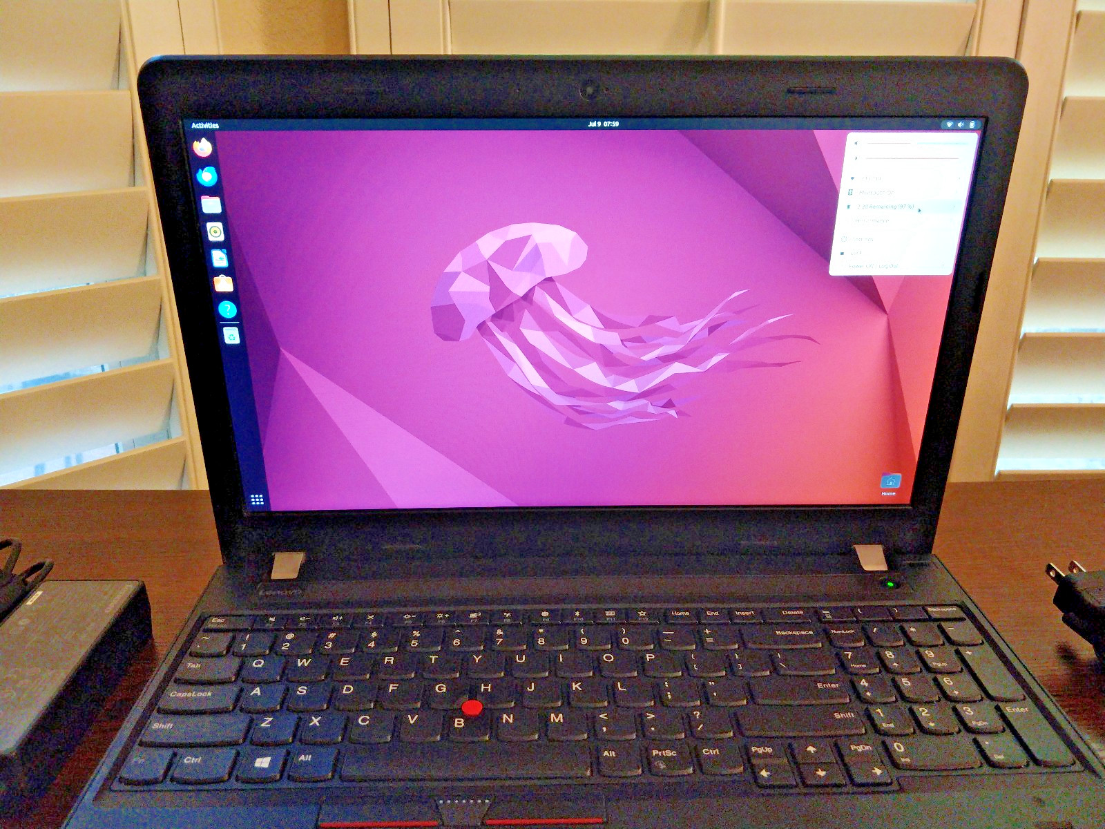 Lenovo ThinkPad E570 Nvidia GTX 950M i7-7500U 8GB RAM 500GB HDD LINUX Laptop