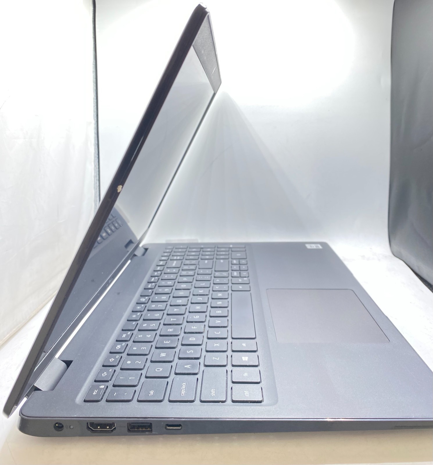 Dell Latitude 3510 15.6-inch Laptop Intel Core i5-10210U 16GB RAM 256GB SSD