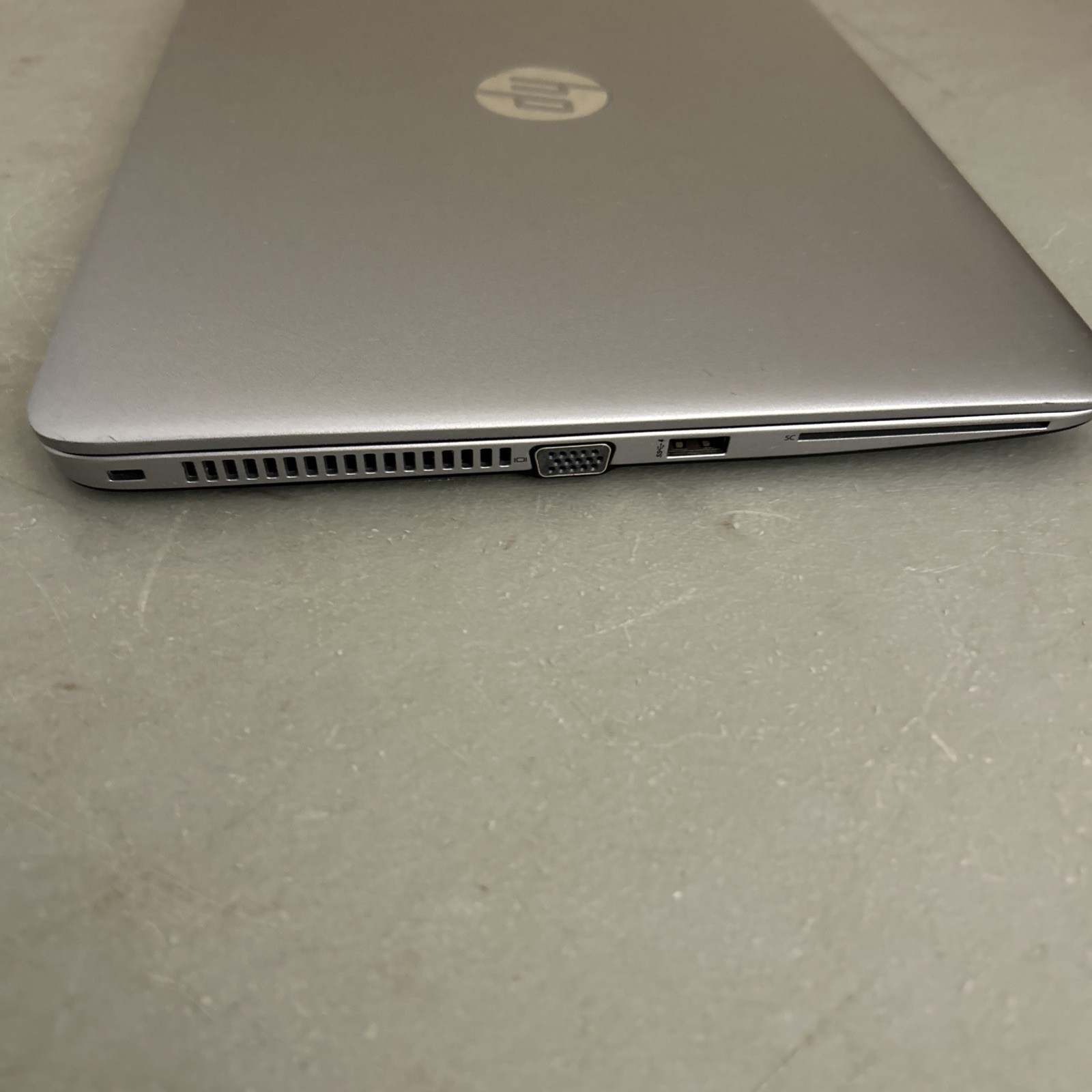 HP EliteBook 840 G4 14″ Core i5 8GB RAM, 256 GB SSD Window 11