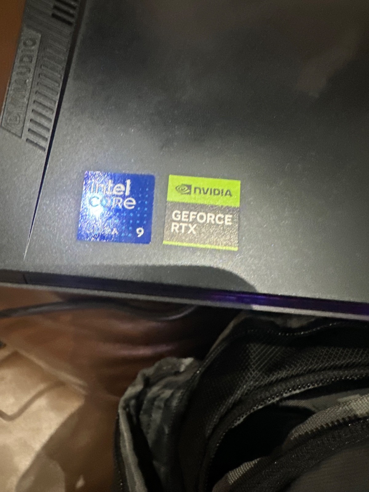 MSI Raider 18 HX AI2xwjg-069US, Laptop Bag, MSI Wireless Mouse & TKL Keyboard