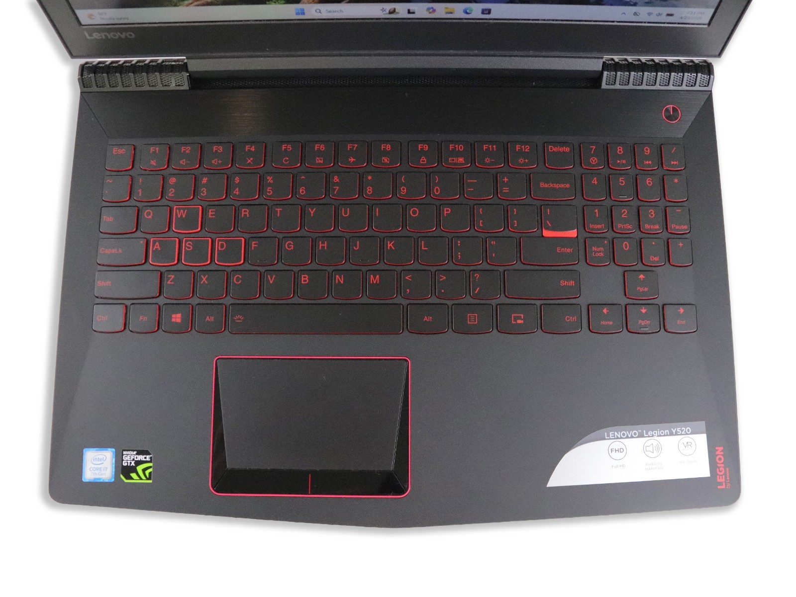 Lenovo LEGION 15.6″ Intel Core i7-7700HQ, 16GB DDR4 256GB SSD NVIDIA GTX 1060