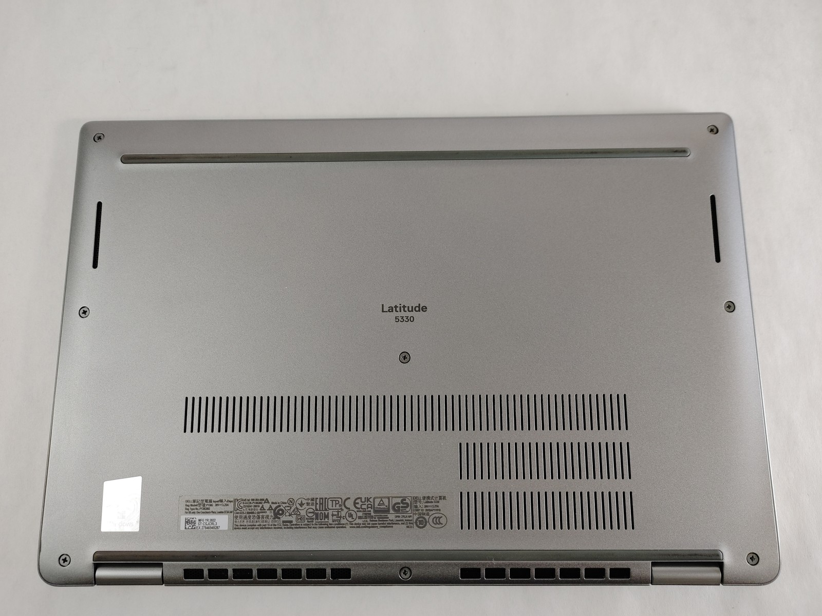 Dell Latitude 5330 Core i7-1265U 1.80 GHz 16 GB 256 GB NVMe Windows 11 Pro