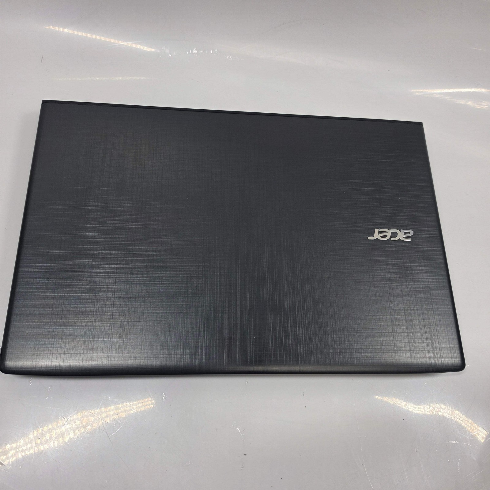 Acer Aspire E5 15.6″ i5-7200U 2.5GHz 8GB RAM 256GB SSD