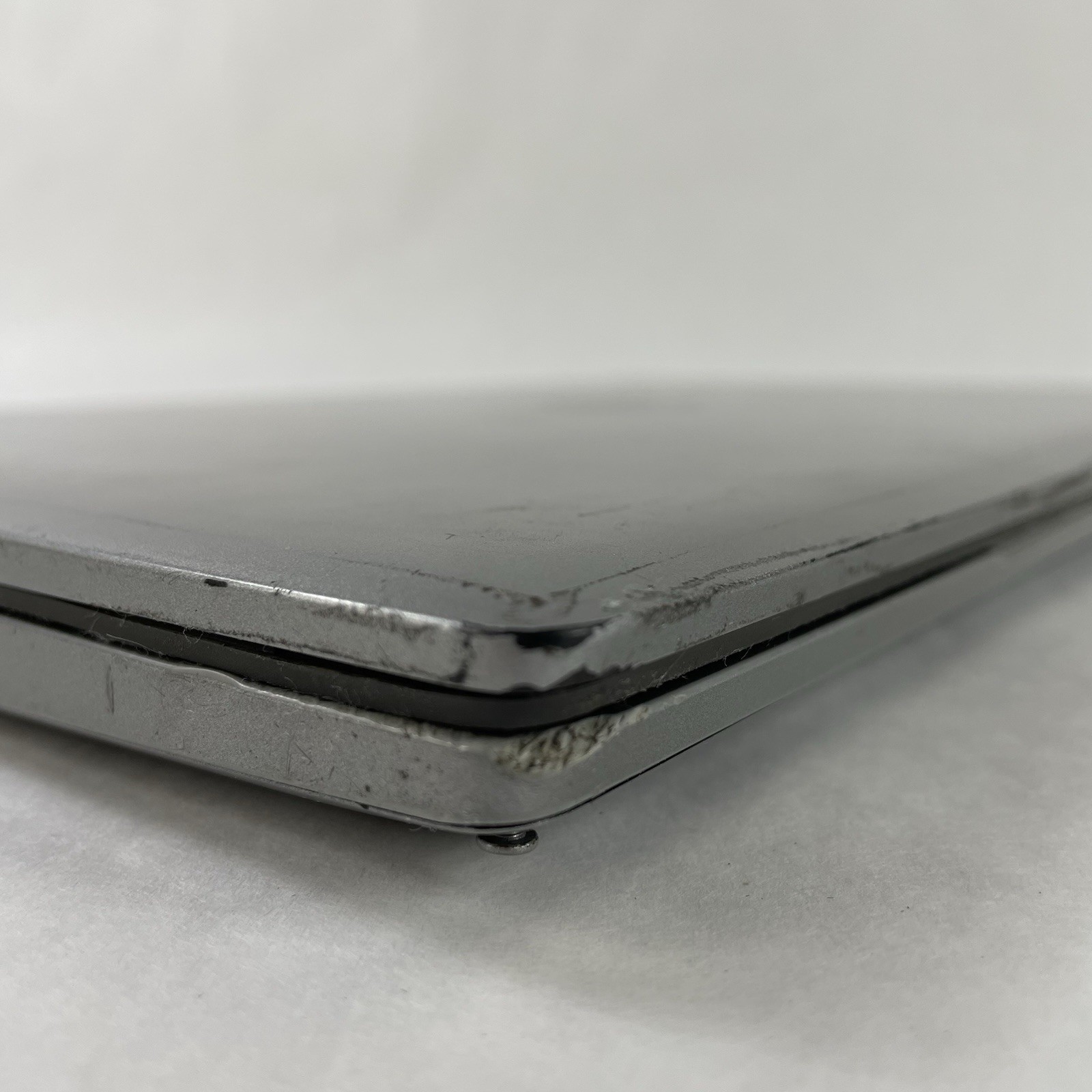 Dell Latitude 5550 15.6″ Ultra 7 155U 2.10 GHz No SSD/OS/AC/RAM – READ