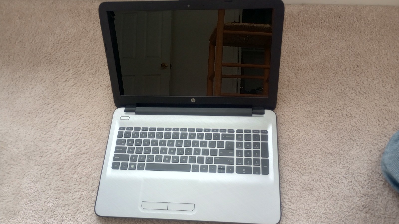 HP 15-af131cl (N0T83UA), AMD A8-7410 PRO, 6GB RAM, NO HDD, UNTESTED, NO CHARGER