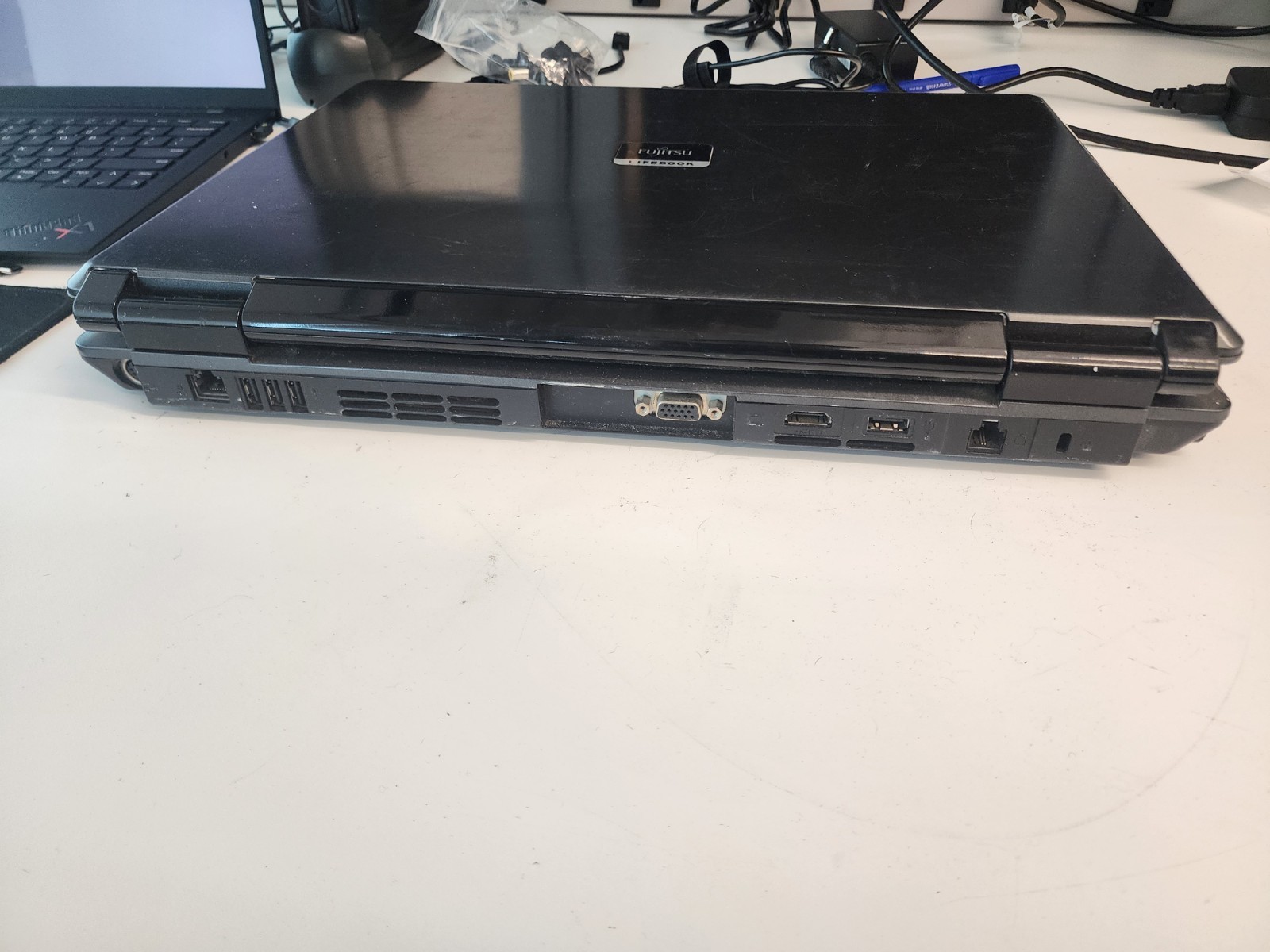 fujitsu lifebook n6470 n series Laptop Core 2 Duo T8300@2.40ghz 3gb Ram