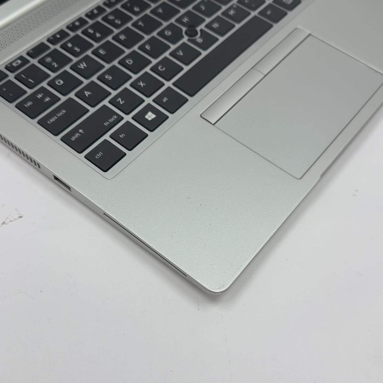 HP EliteBook 745 G6 14″ Ryzen 5 Pro 3500U 2.1GHz 16GB RAM 256GB SSD