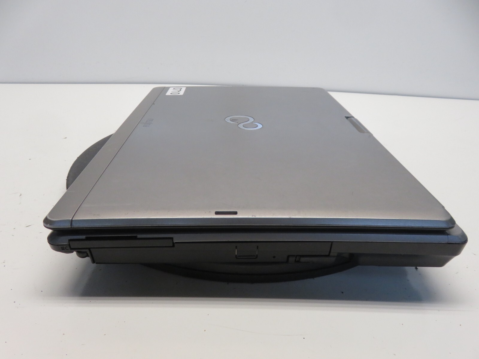 Fujitsu LifeBook T734 Laptop Intel Core i5-4300M 4GB Ram No HDD or Battery