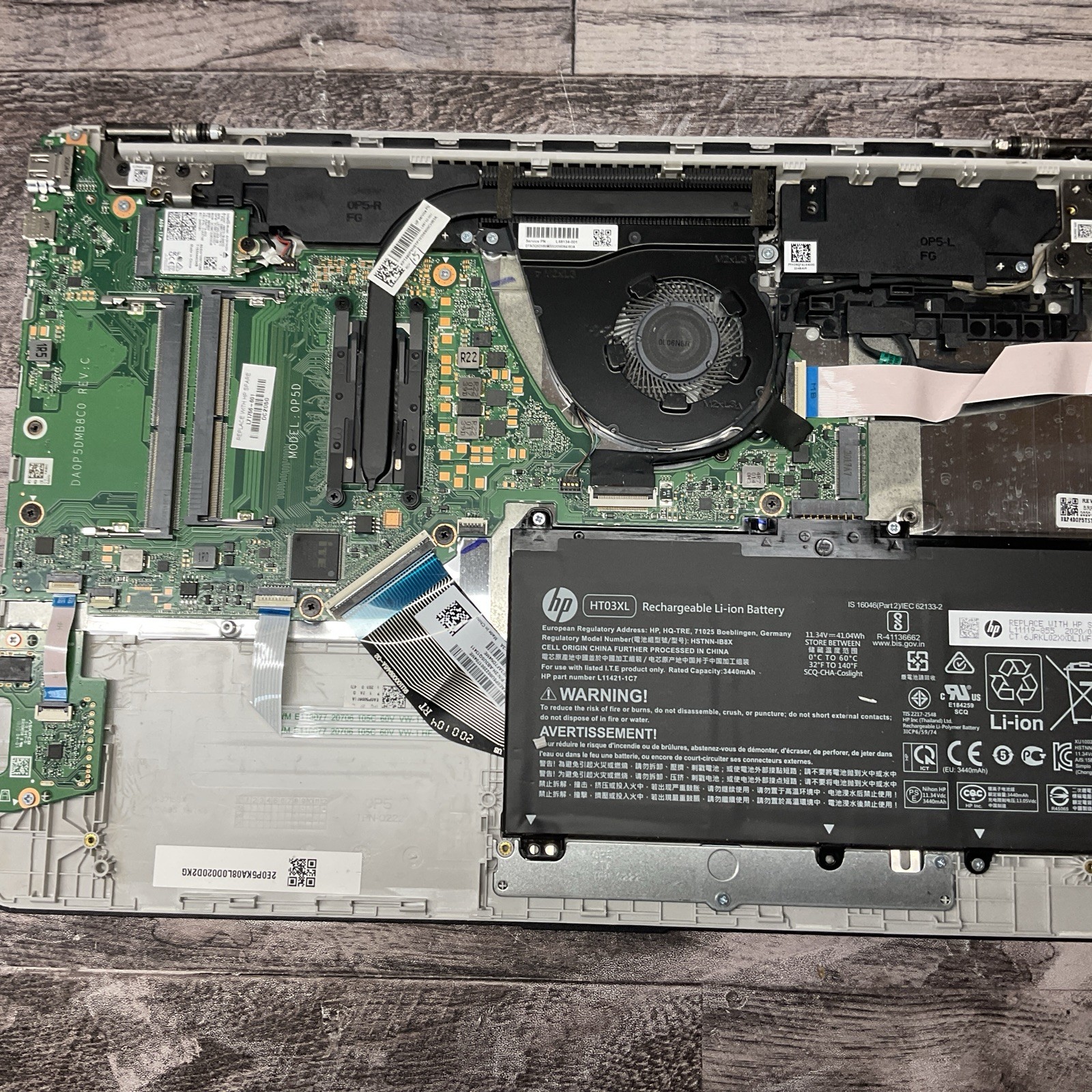 HP Laptop 15 / i5 10th Gen / BIOS Unlocked / No RAM / No SSD / M20