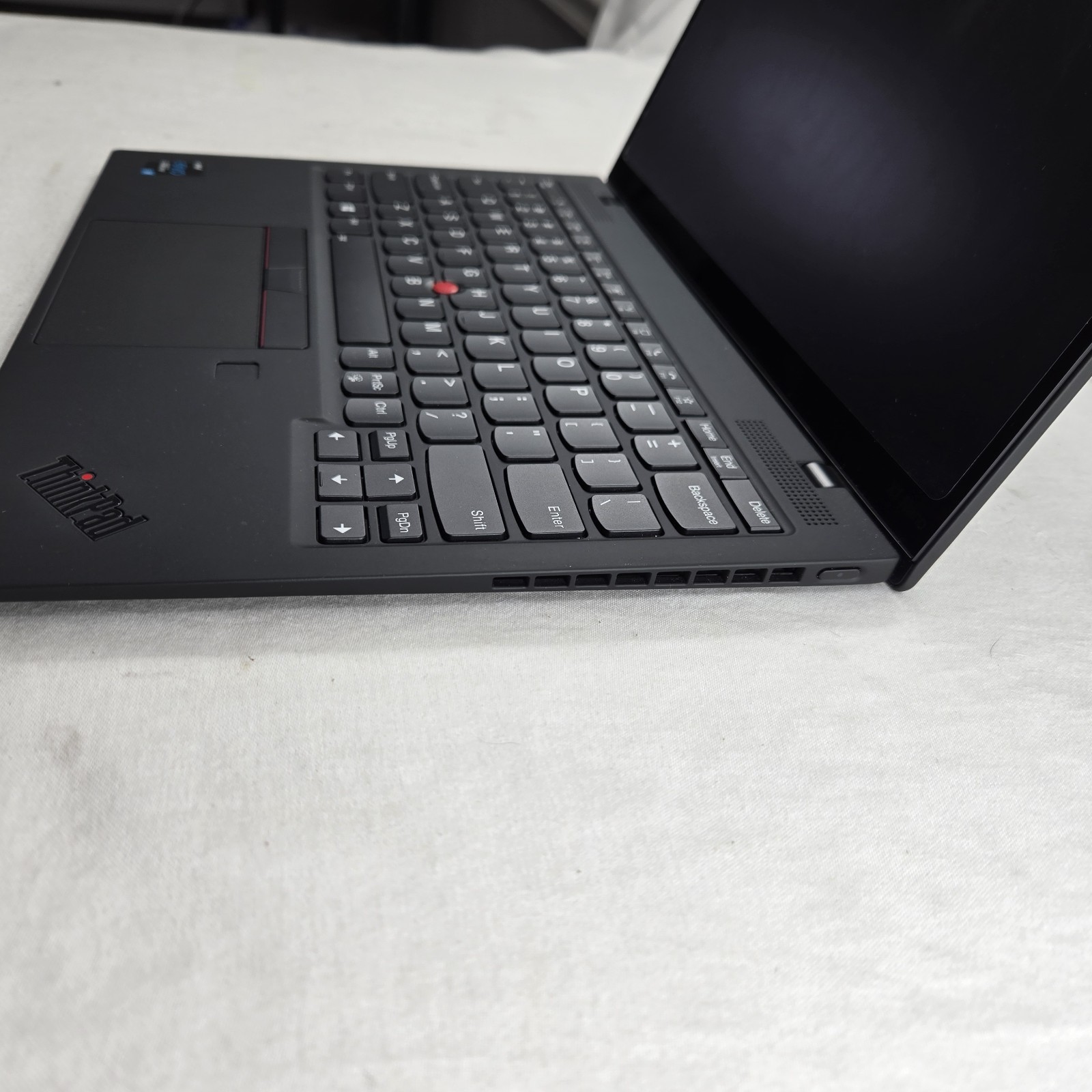 Lenovo ThinkPad X1 Nano Gen 1 Touch 13″ i7-1180g7 256GB SSD 16GB W11 – Grade A