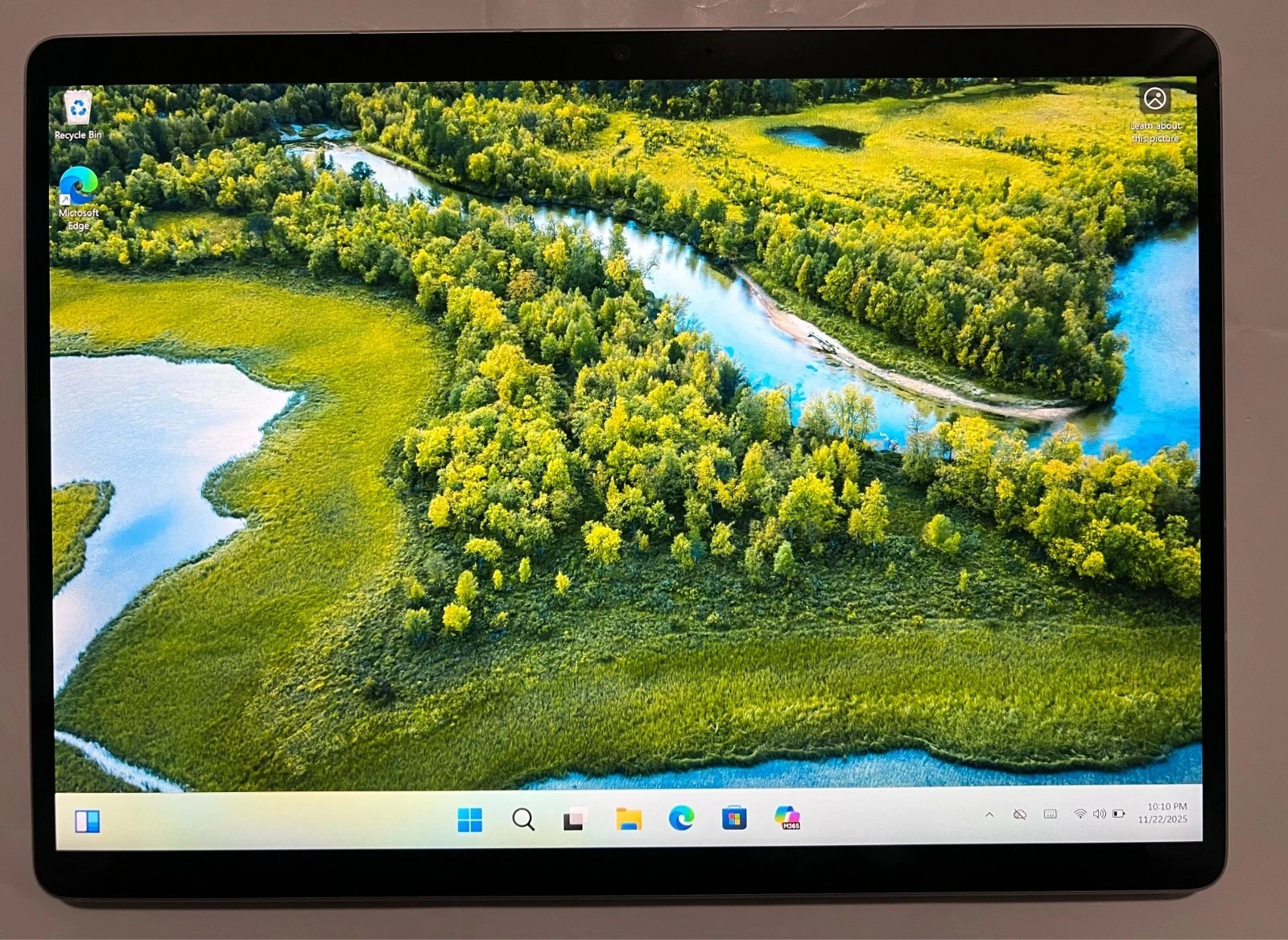 Microsoft Surface Pro 11, 5G NR,, Copilot+PC,16GB,256GB + Stylus Pen