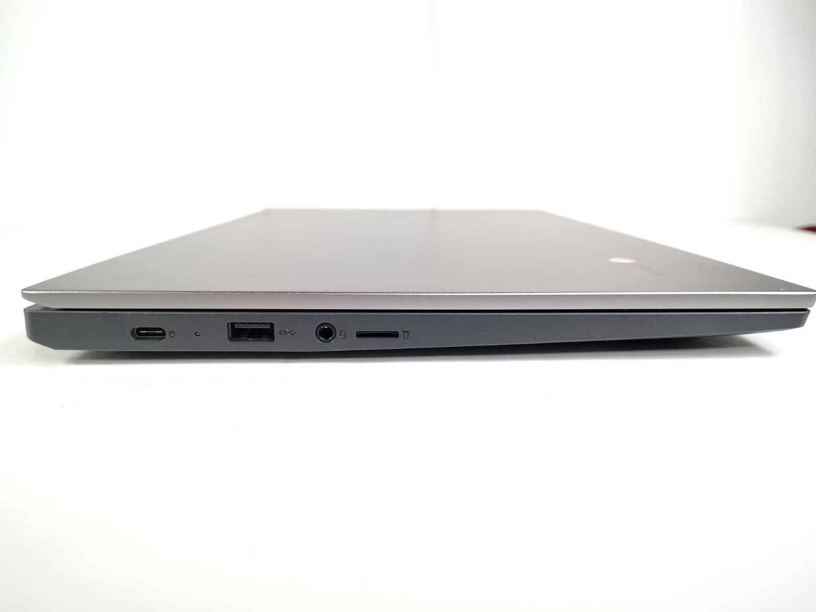 Lenovo 14E Chromebook 81MH000BUS 14″ – A-Series A4-9120 4 GB RAM 32 GB