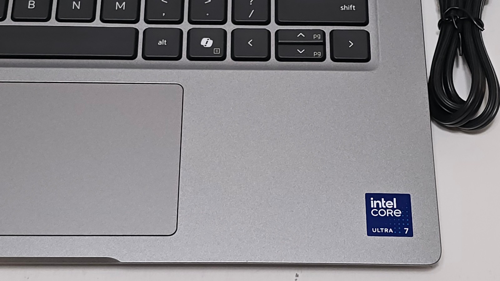 Dell Precision 3490 (Intel Ultra 7 165H CPU, 32 GB RAM 1 TB SSD) 14″ FHD Touch