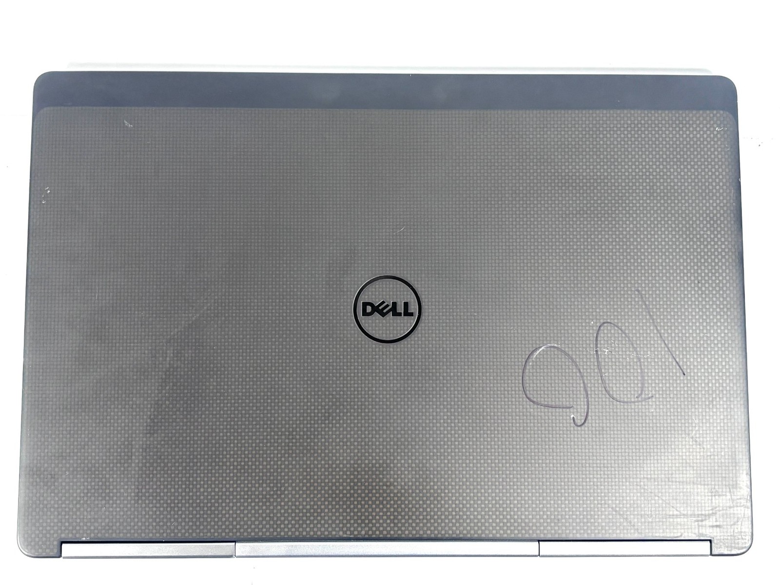 Dell Precision 7720 – 17.3″ FHD, 2.8GHz i7, 16GB RAM, 512GB SSD, Windows 11