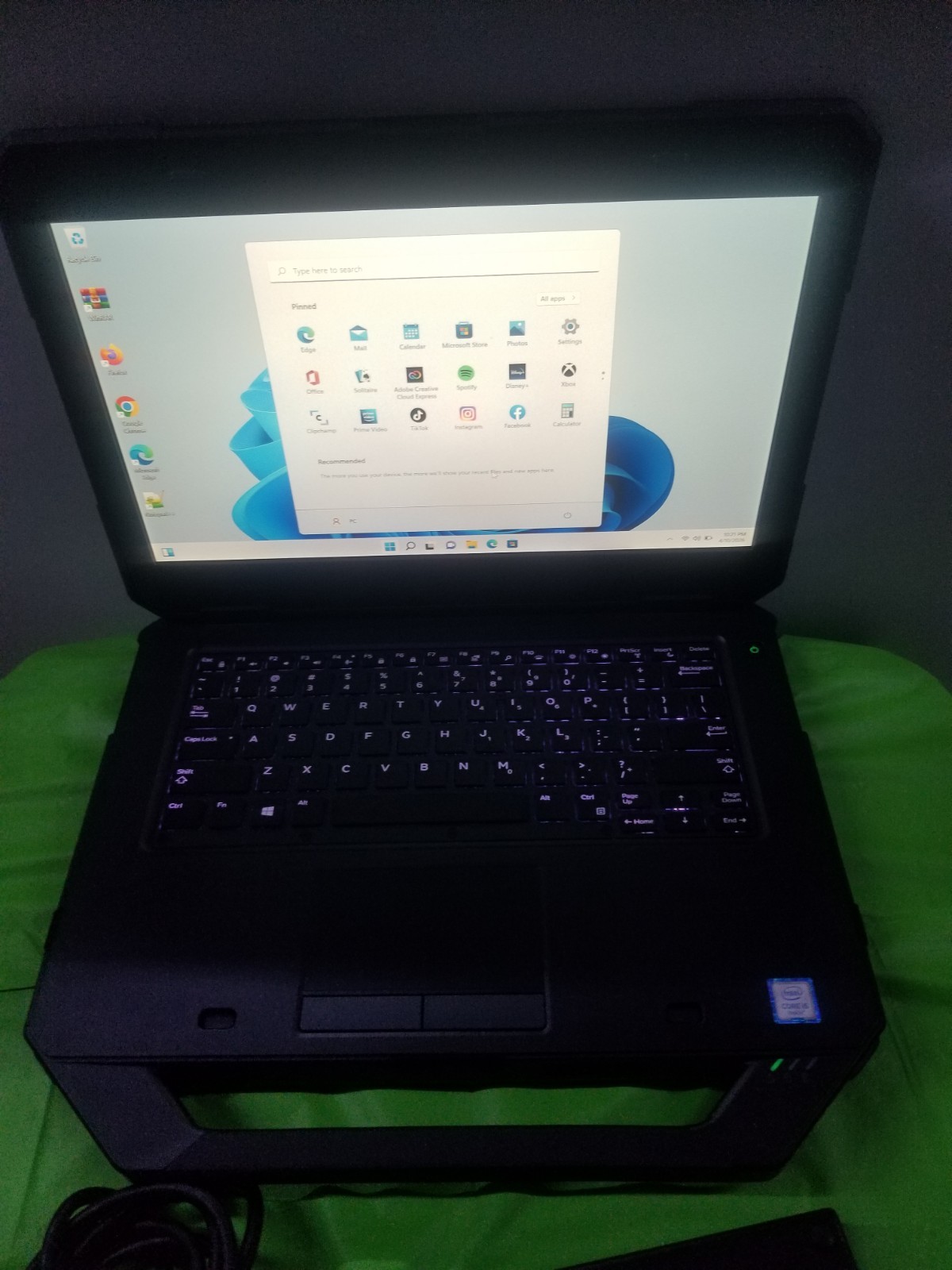 Dell Latitude Rugged 5414 14″ Core i5-6300U 2.4GHz 16GB 256GB SSD Touch, WIN 11