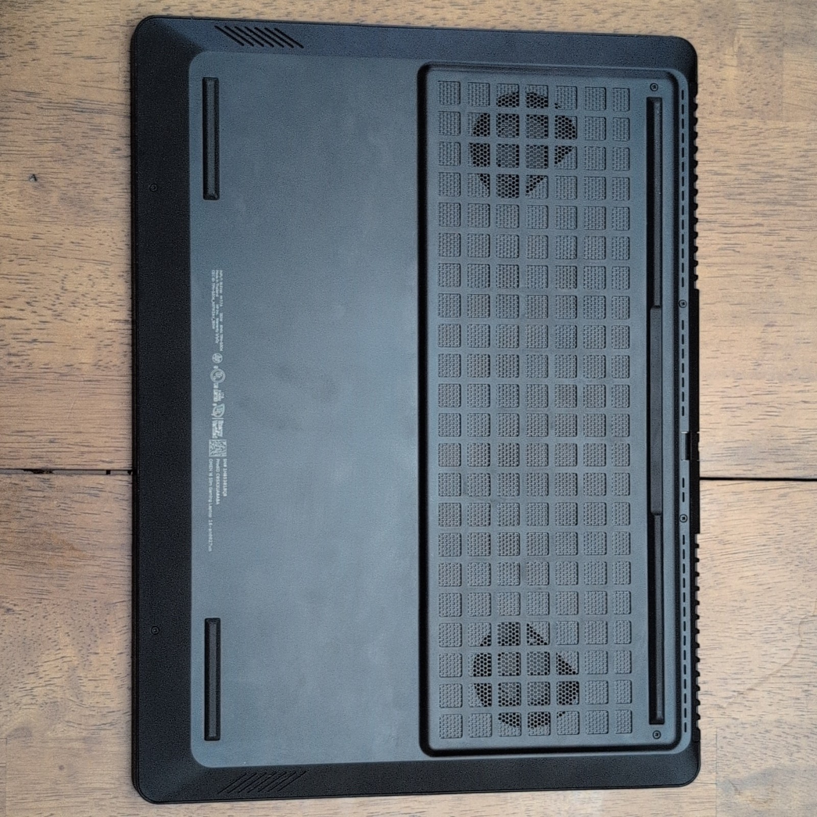 OMEN 16″ 1TB SSD 16GB RAM 165Hz Laptop Intel Core 5 225H RTX 5050