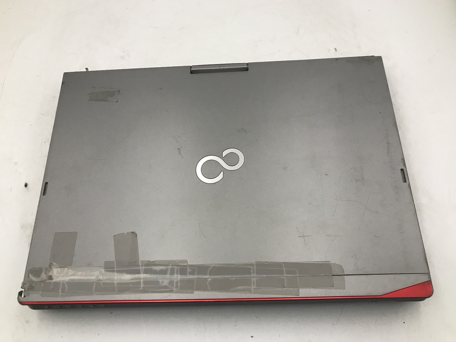 FUJITSU LIFEBOOK T726 – BOOTS TO BIOS – INTEL I5 6200U – 4GB RAM – READ DESC -BB