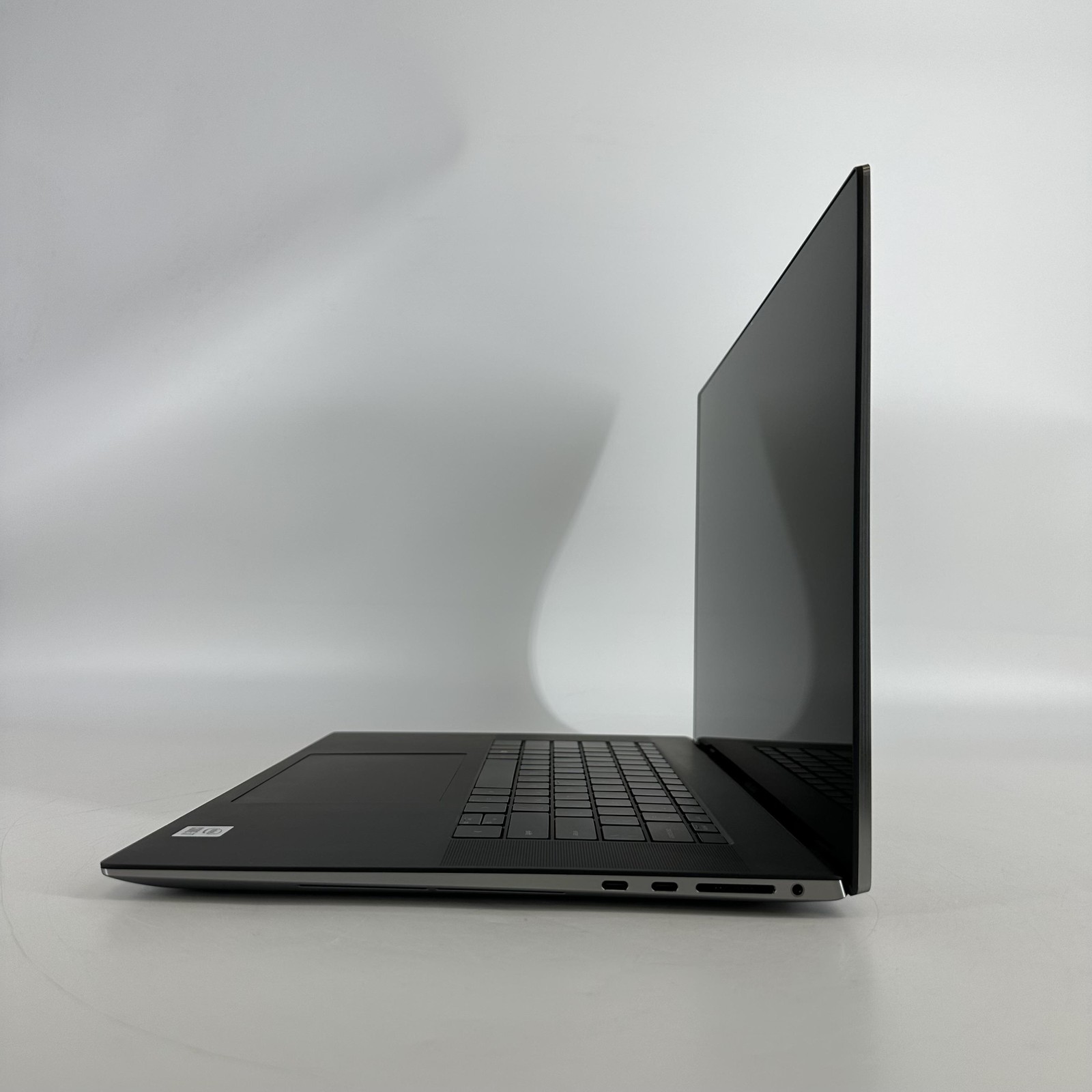 Dell Precision 5750 17 UHD+ TOUCH i7-10750H 2.60GHz 32GB 512GB Quadro RTX 3000