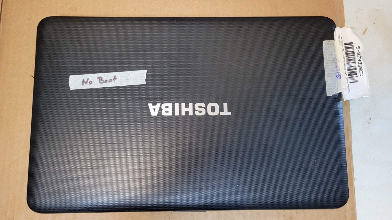 TOSHIBA SATELLITE C855D S5201 – AMD E1 1200 – No Boot – For Parts or Repair