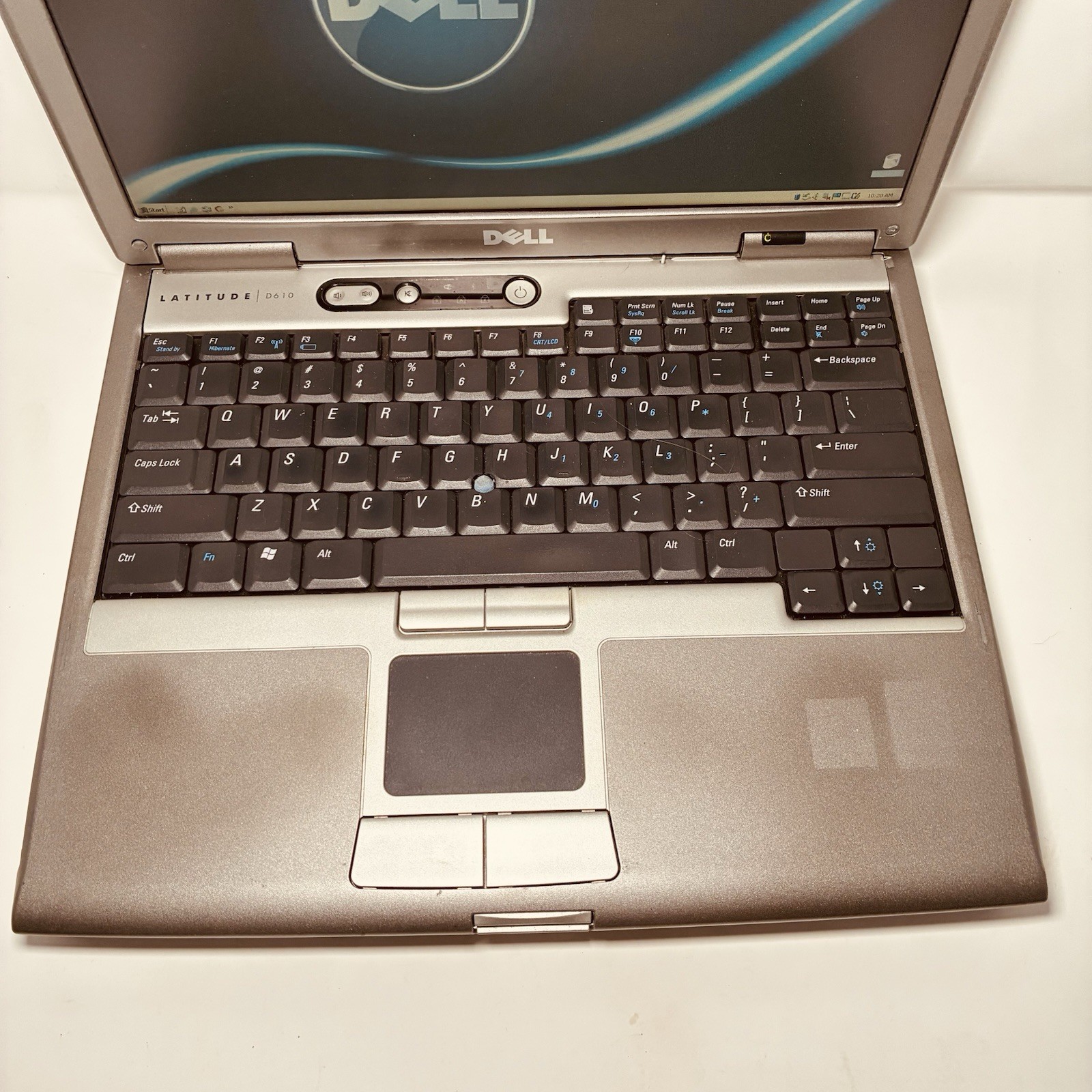 Vintage 14” Dell D610 Win2000 Pro 1GB 40GB DVD-RW 1400p Good Batt OEM AC Grade A