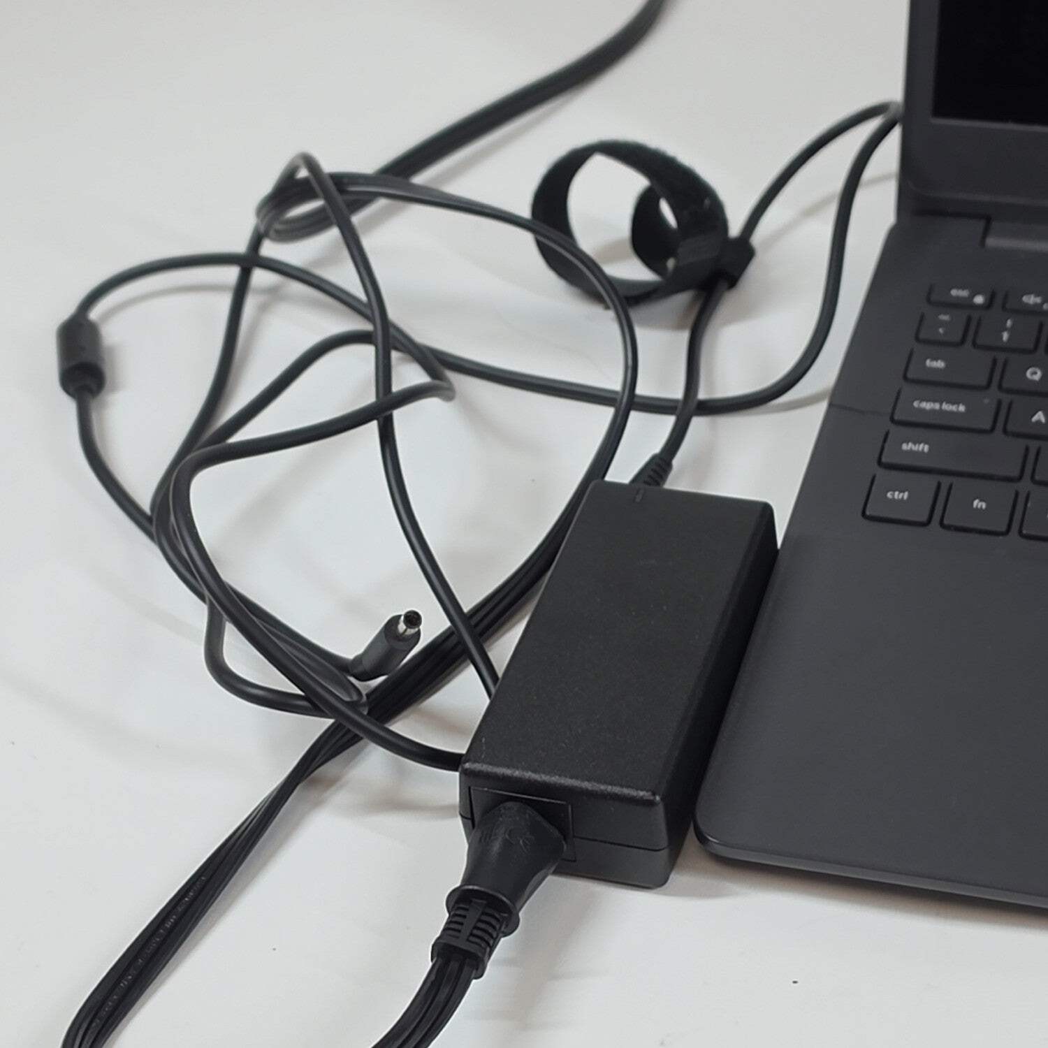 Dell Inspiron 3501 15.6″ i5-1135G7 2.4GHz 120GB SSD