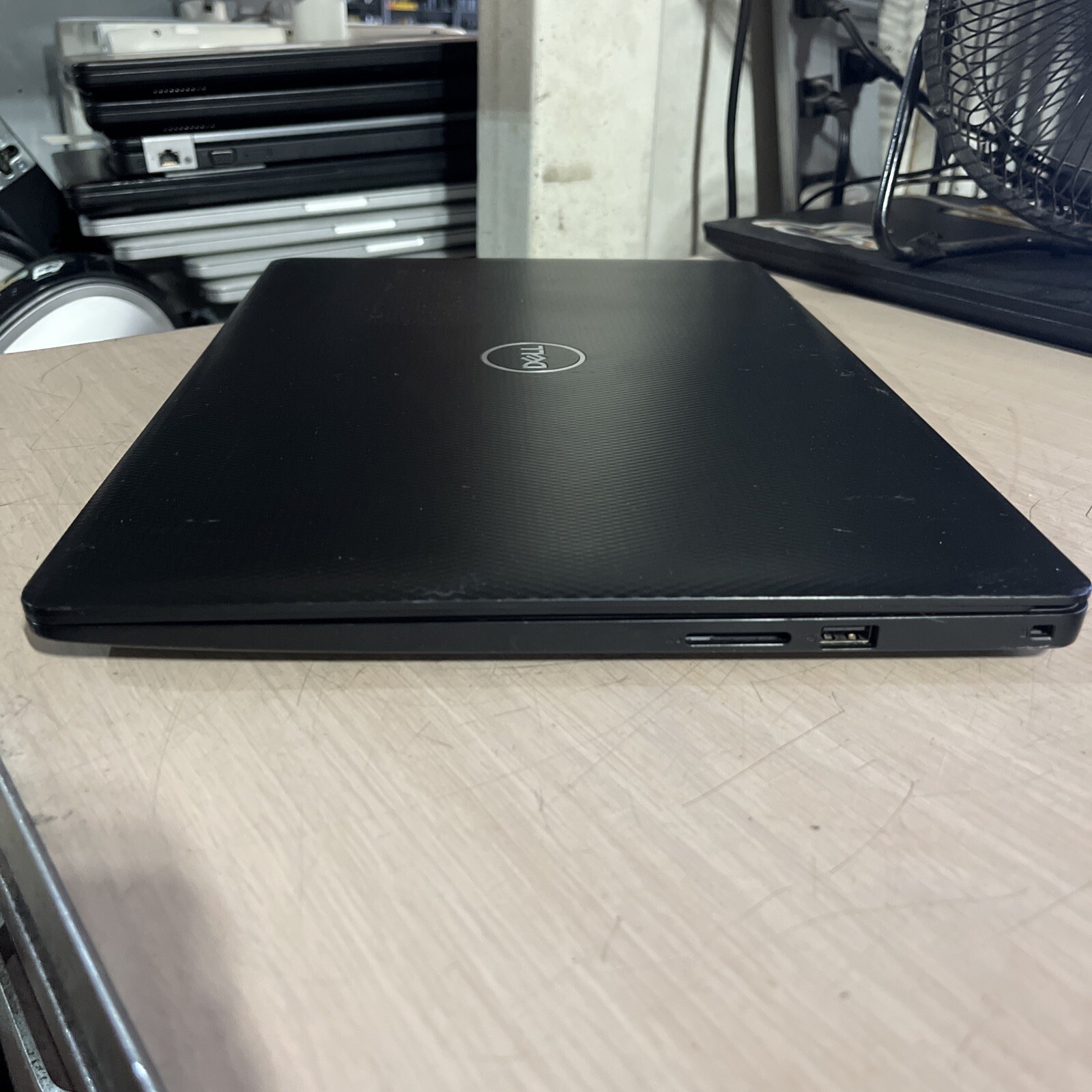 DELL INSPIRON 3585 AMD RYZEN 3 8GB RAM NO HD